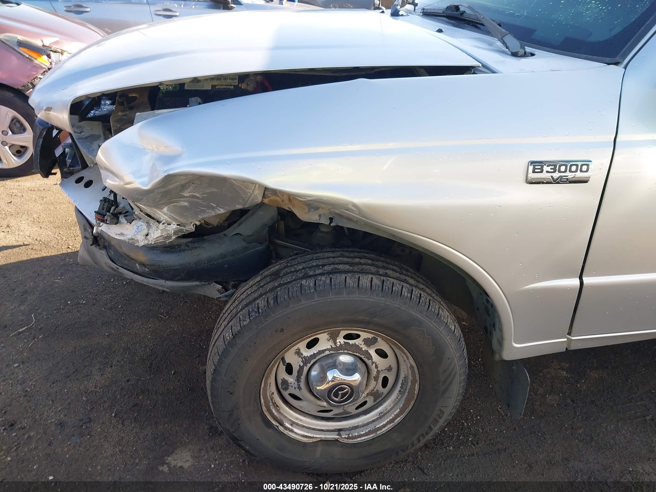 2006 Mazda B3000   Silver vin: 4F4YR46U26PM01146