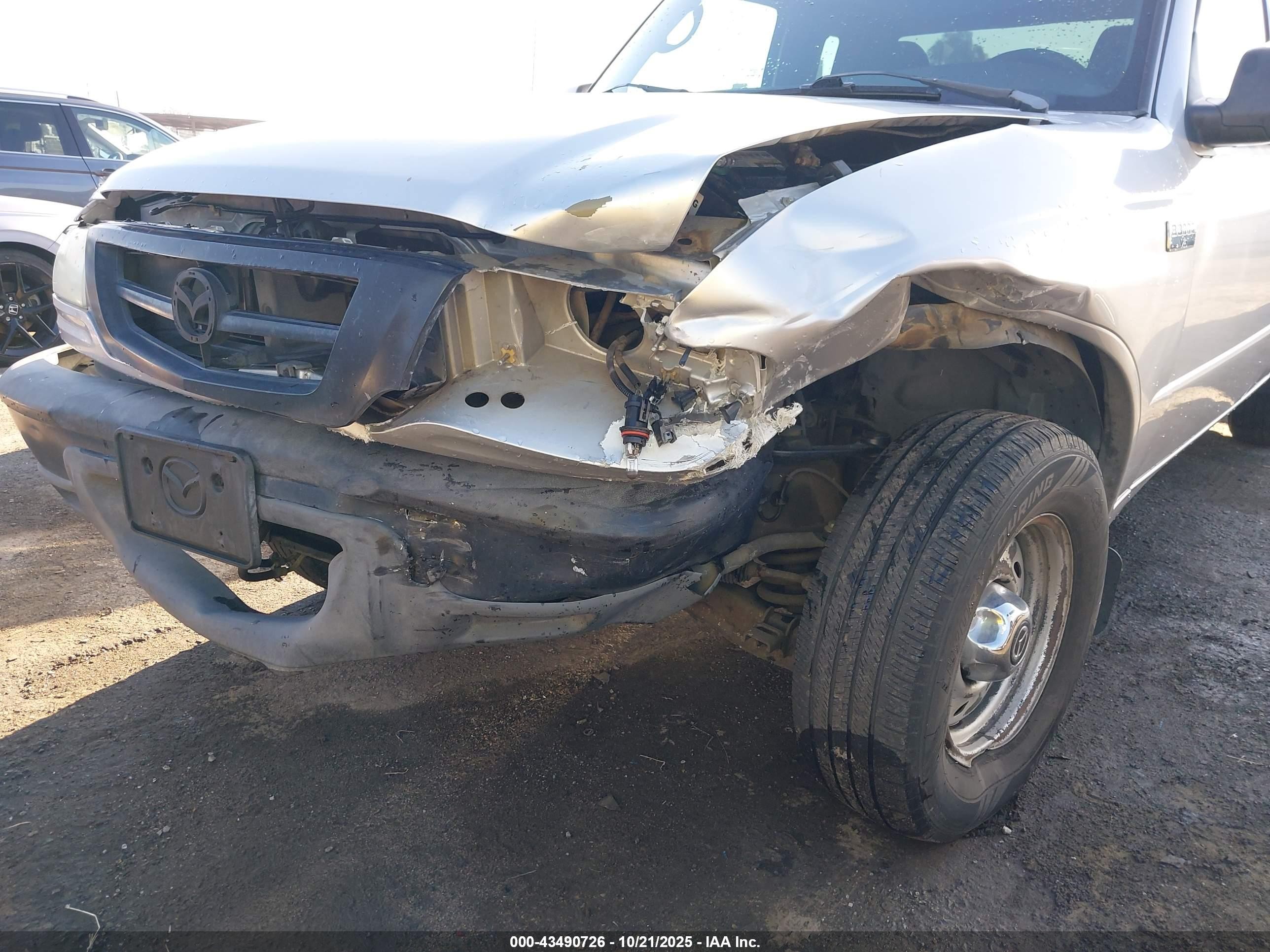 2006 Mazda B3000   Silver vin: 4F4YR46U26PM01146