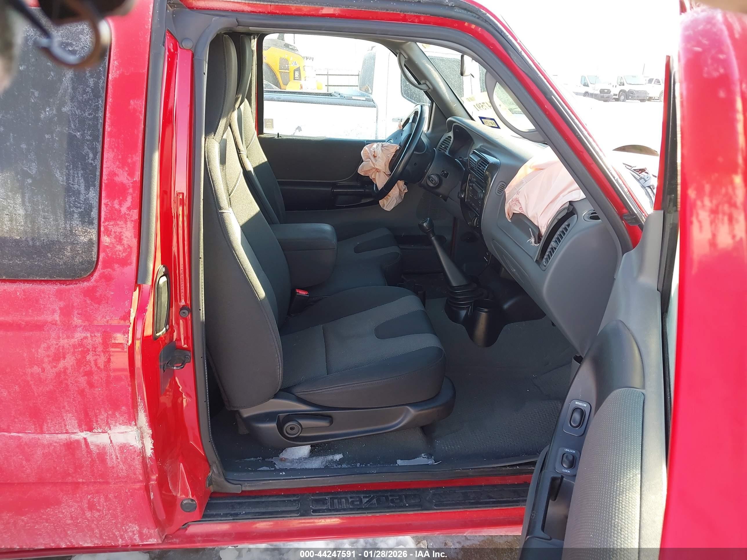 2004 Mazda B3000 Se Red vin: 4F4YR46U34TM11673