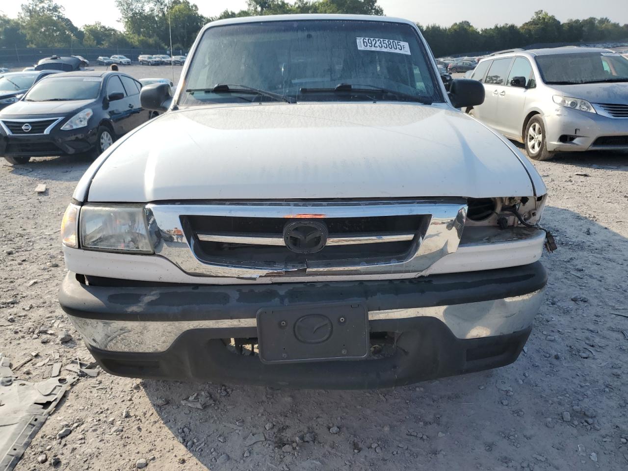 2004 Mazda B3000 Cab Plus Белый vin: 4F4YR46U64TM04023