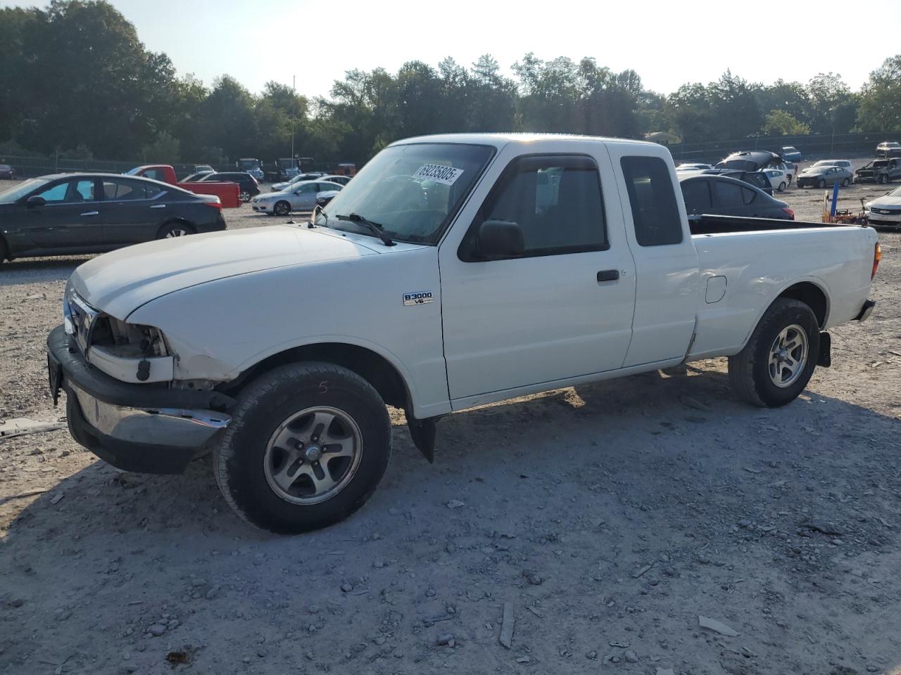 2004 Mazda B3000 Cab Plus Белый vin: 4F4YR46U64TM04023