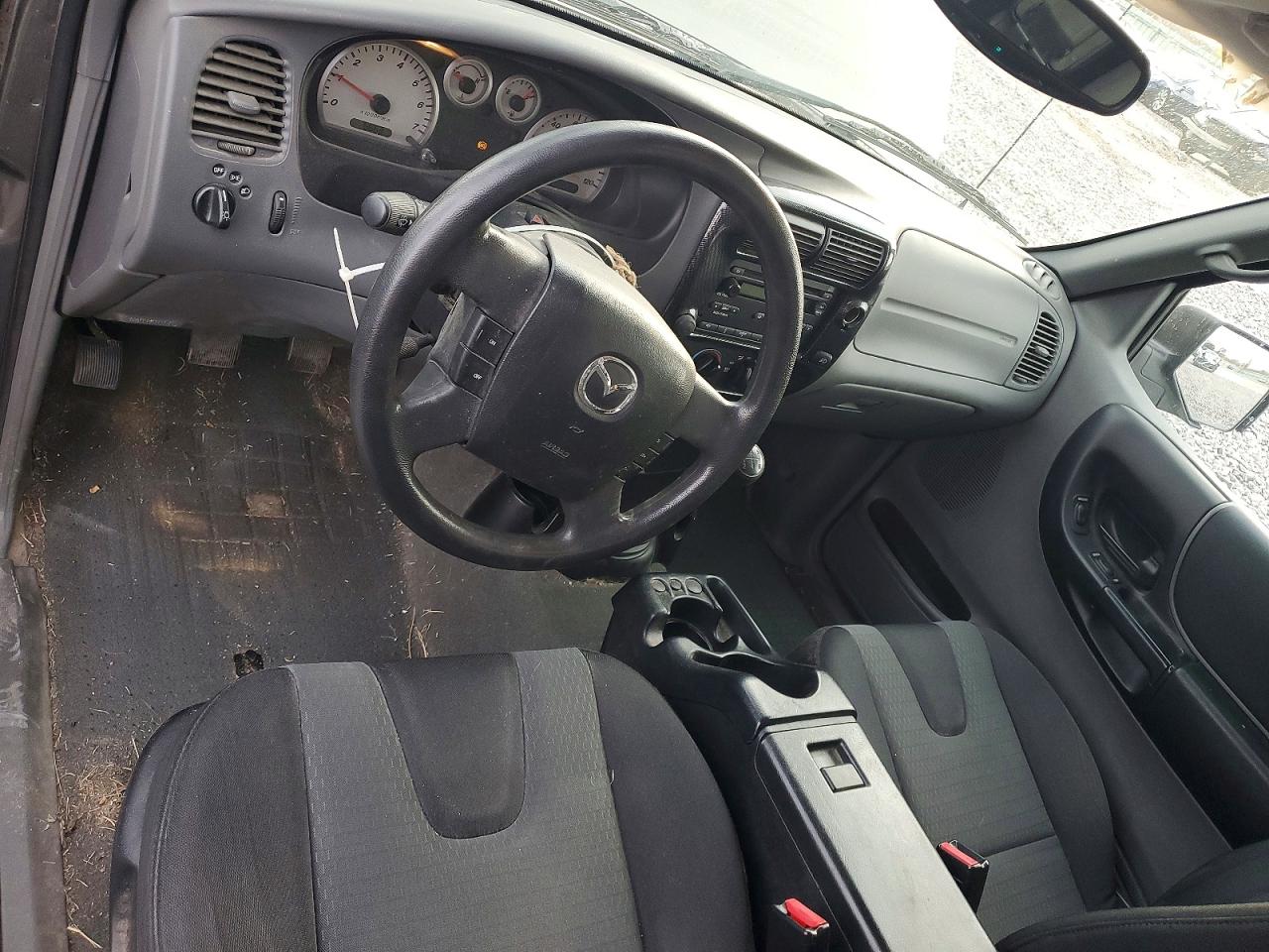 2006 Mazda B3000 Cab Plus Charcoal vin: 4F4YR46UX6PM03940