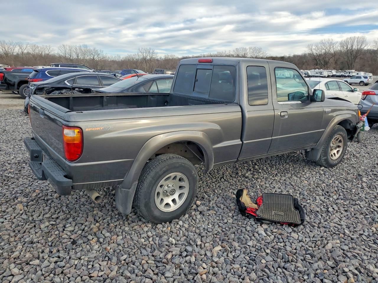 2006 Mazda B3000 Cab Plus Charcoal vin: 4F4YR46UX6PM03940