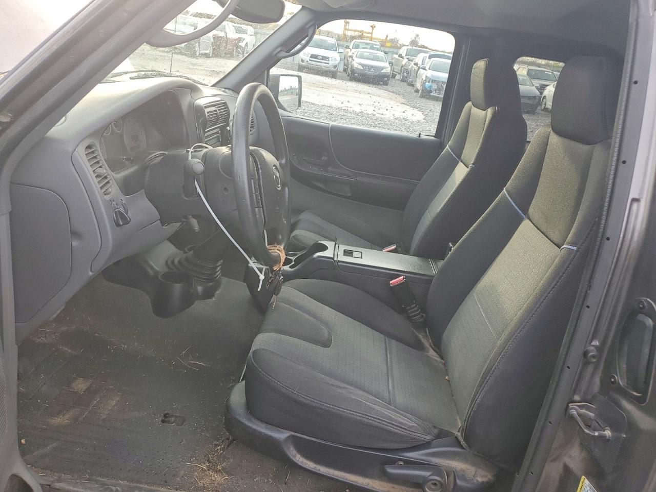 2006 Mazda B3000 Cab Plus Charcoal vin: 4F4YR46UX6PM03940