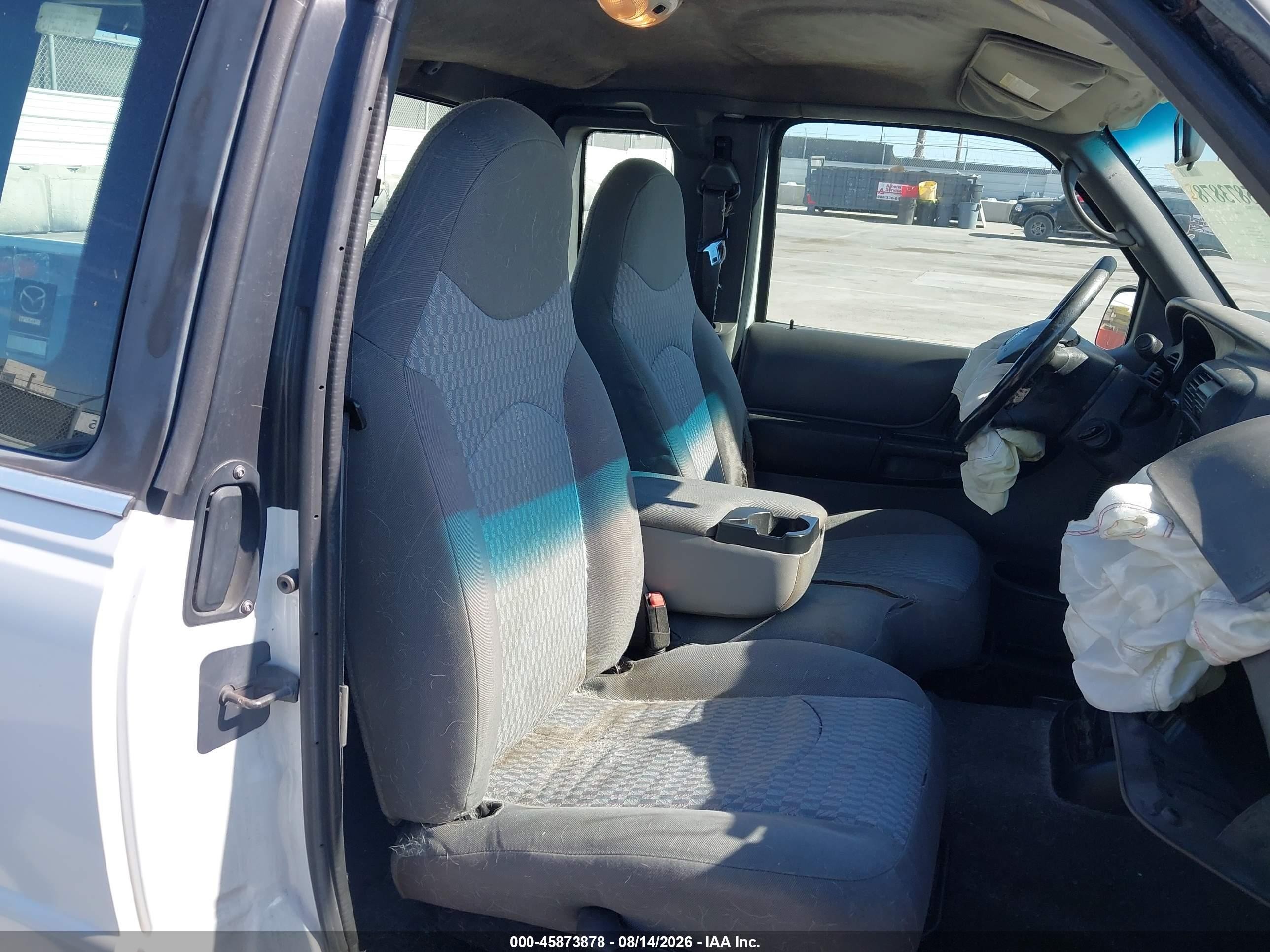 2003 Mazda B3000 Se White vin: 4F4YR46V73TM15748