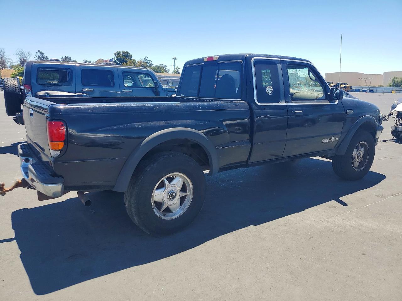 1999 Mazda B3000 Cab Plus Черный vin: 4F4ZR16V3XTM32717