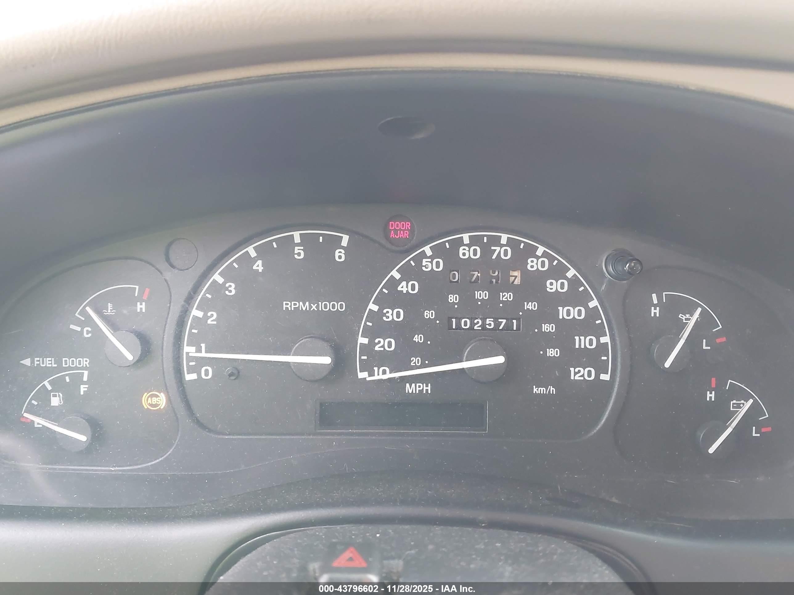 1998 Mazda B3000 Se Green vin: 4F4ZR17U8WTM42082
