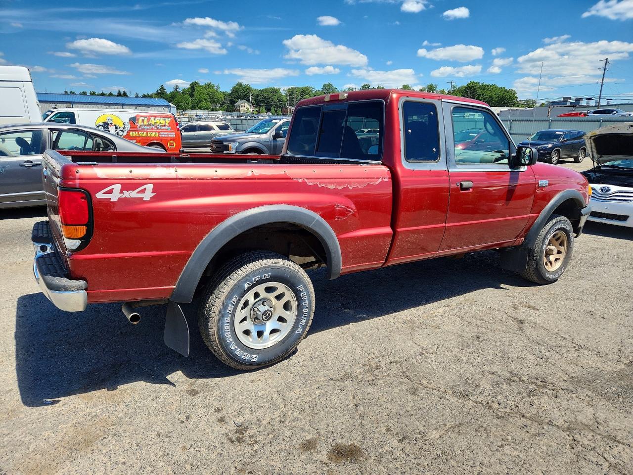 1999 Mazda B3000 Cab Plus Red vin: 4F4ZR17V1XTM13713