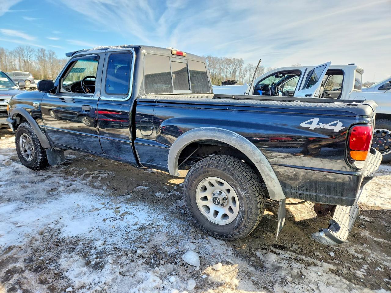 1999 Mazda B3000 Cab Plus Черный vin: 4F4ZR17V5XTM36878