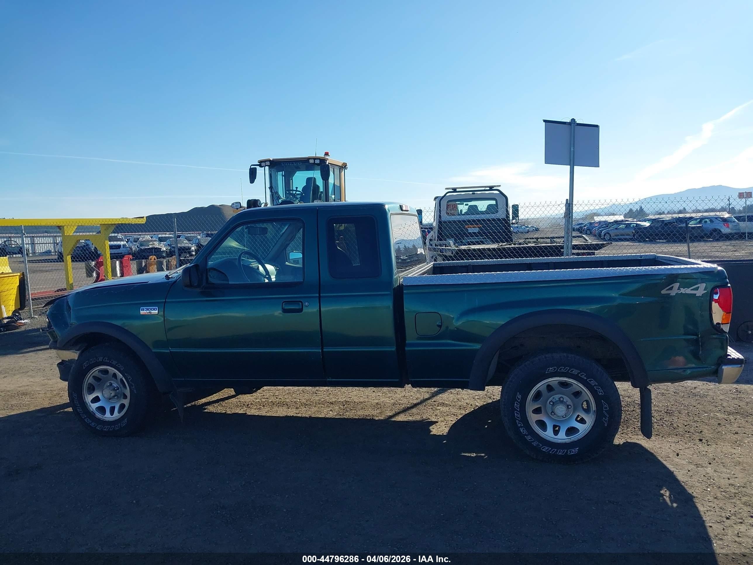 1999 Mazda B3000 Se Зеленый vin: 4F4ZR17V7XTM04613