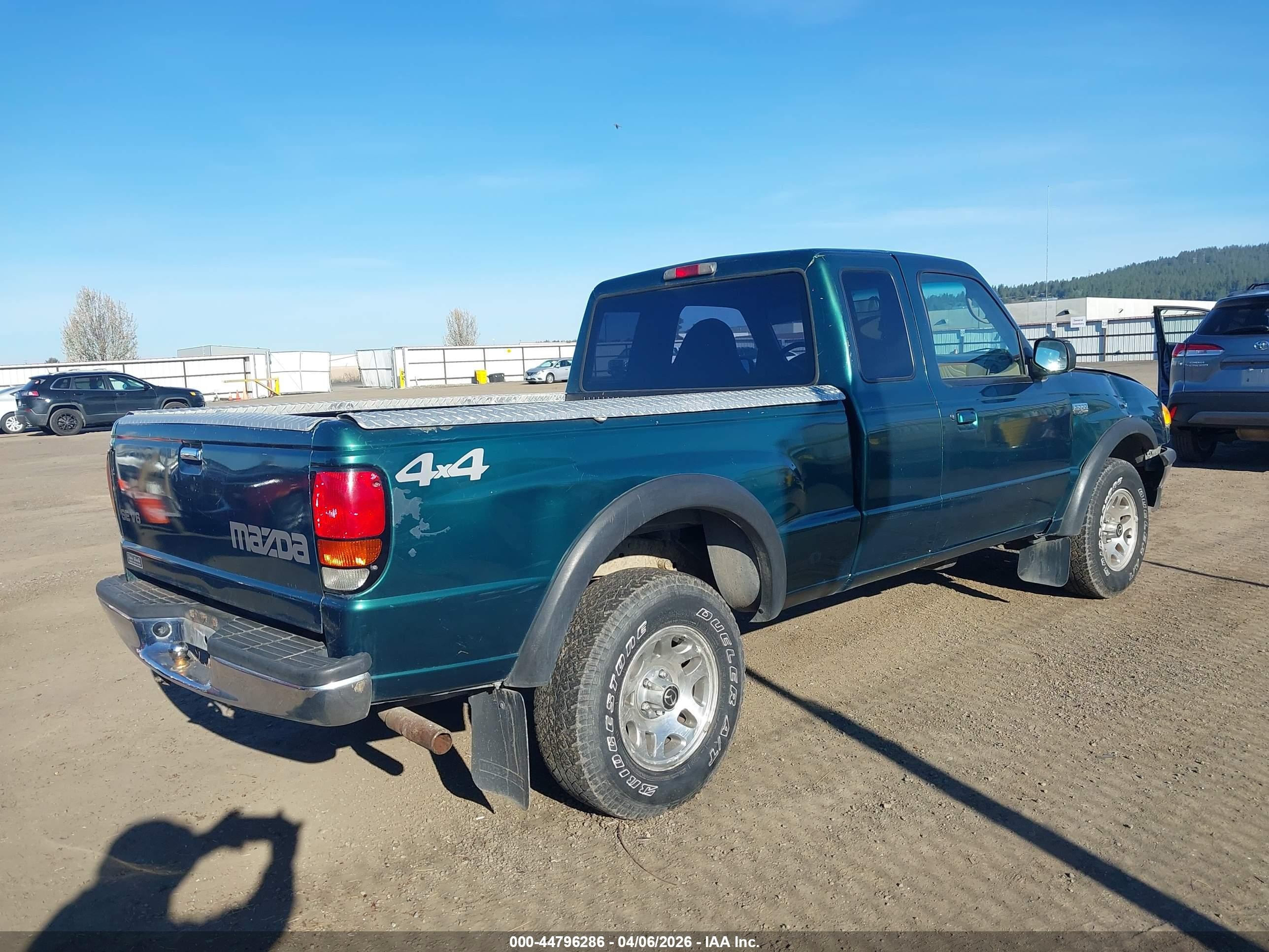 1999 Mazda B3000 Se Зеленый vin: 4F4ZR17V7XTM04613