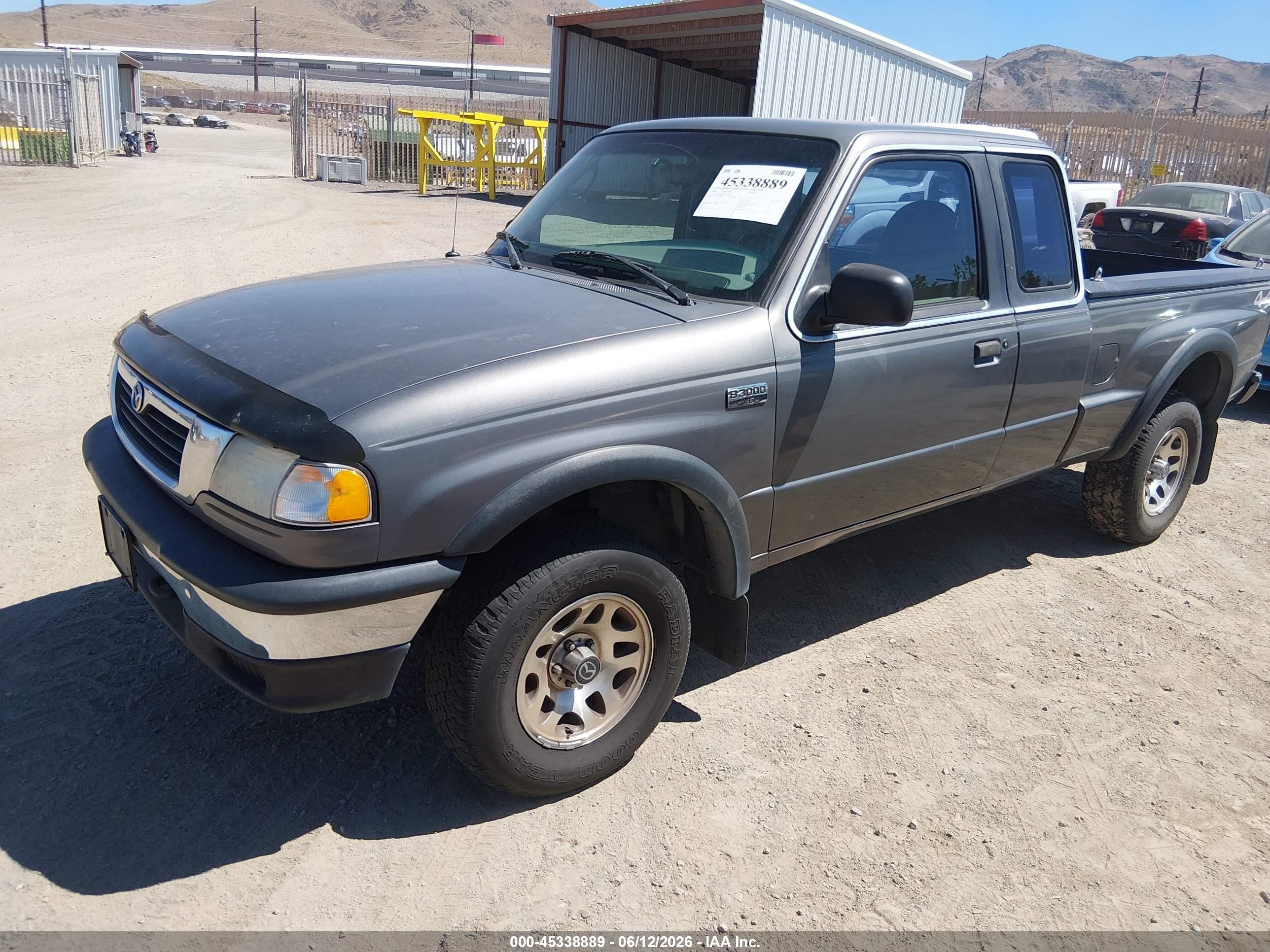 1999 Mazda B3000 Se Silver vin: 4F4ZR17V8XTM18455