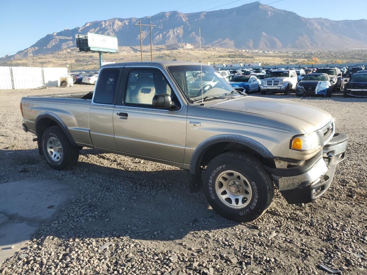 1999 Mazda B4000 Cab Plus Gold vin: 4F4ZR17X2XTM34555