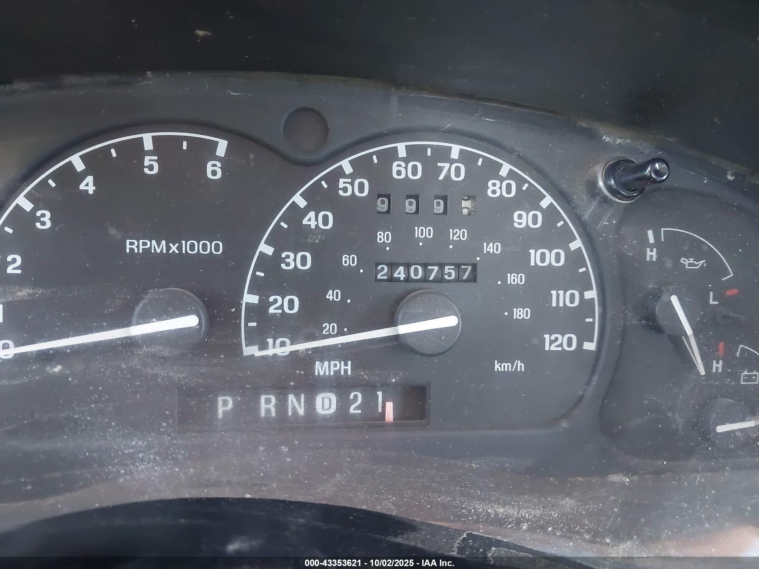 1999 Mazda B4000 Se/tl Red vin: 4F4ZR17X3XTM15559
