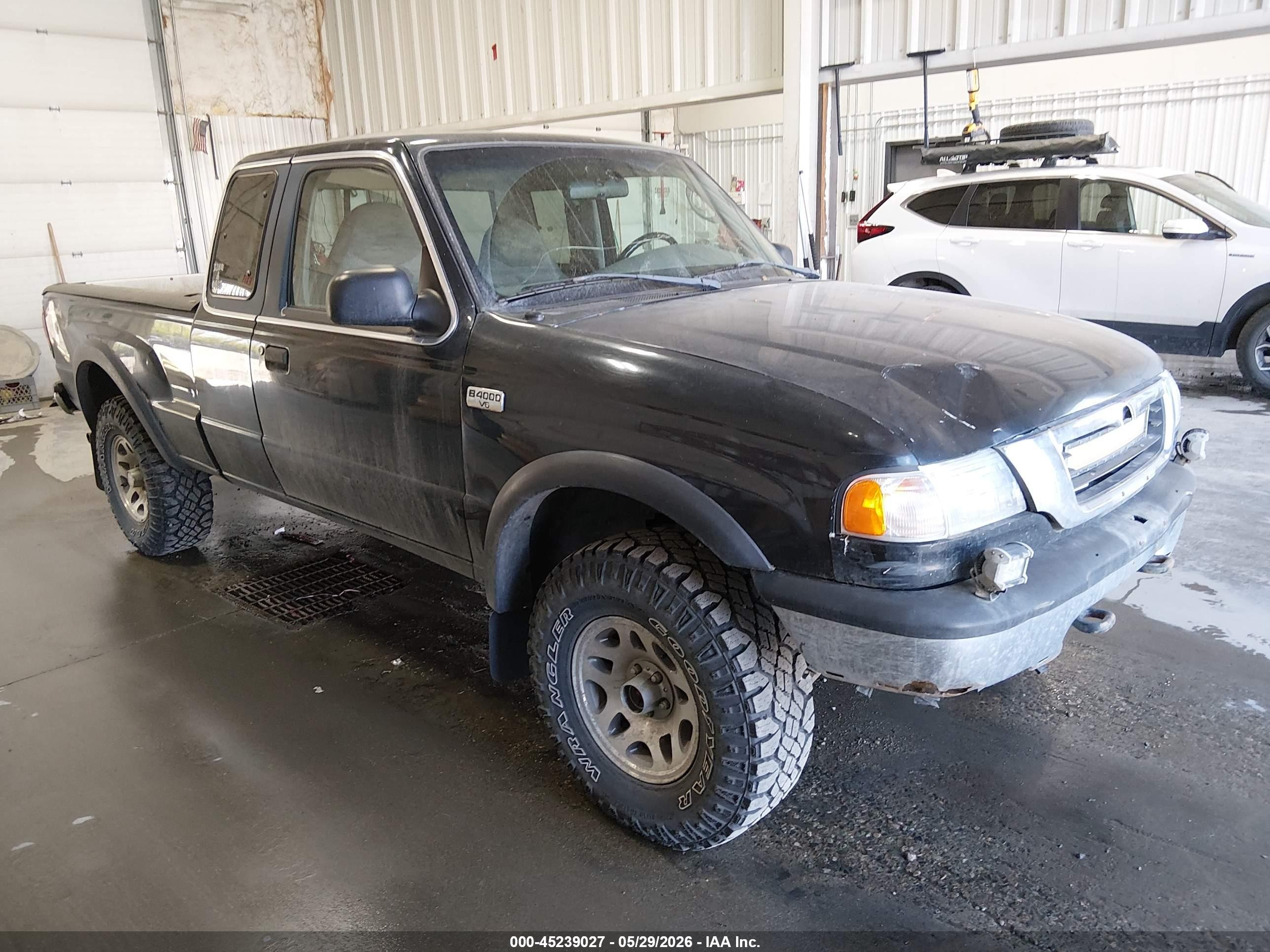 1998 Mazda B4000 Se Black vin: 4F4ZR17X4WTM28593