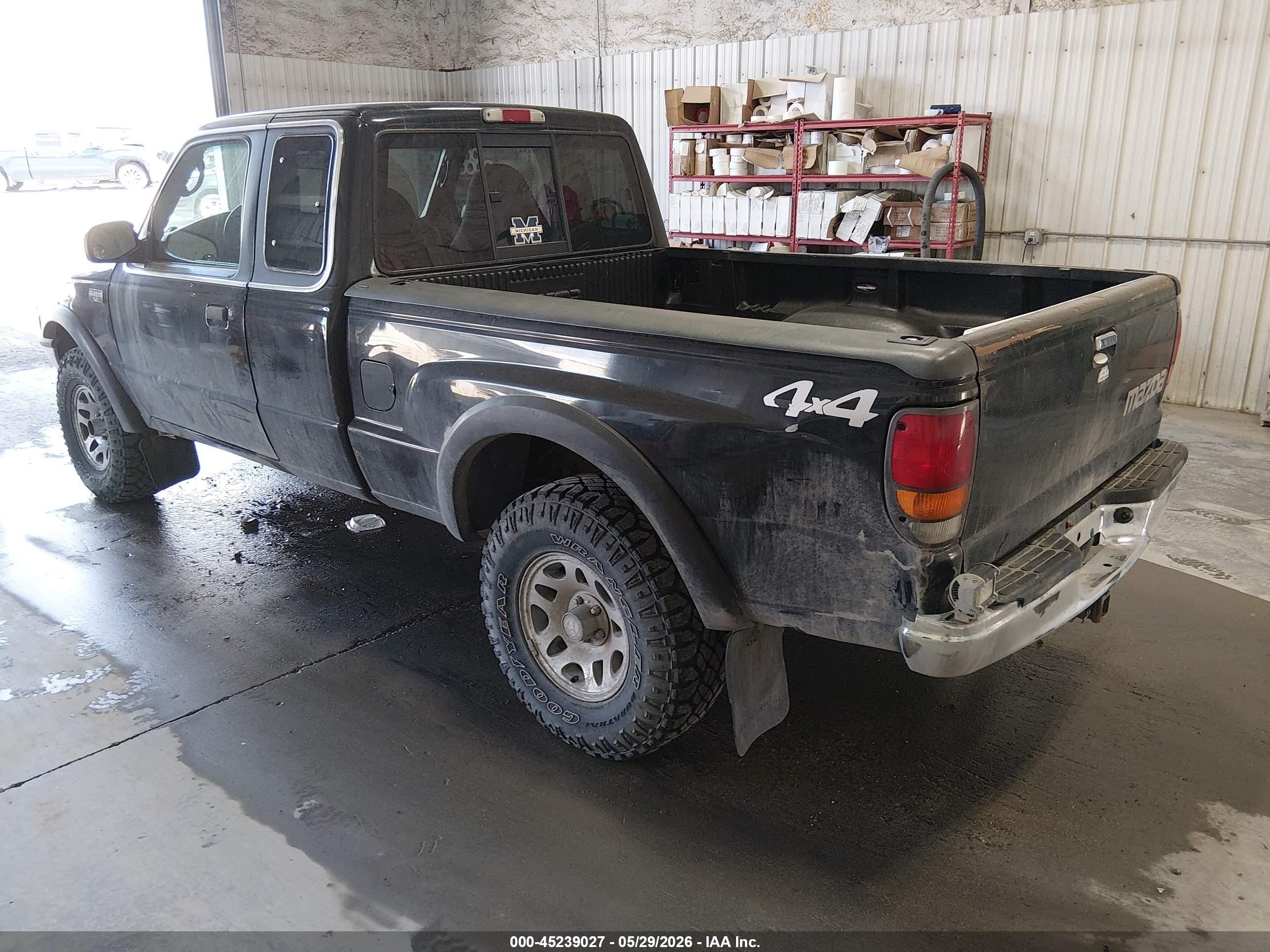 1998 Mazda B4000 Se Black vin: 4F4ZR17X4WTM28593