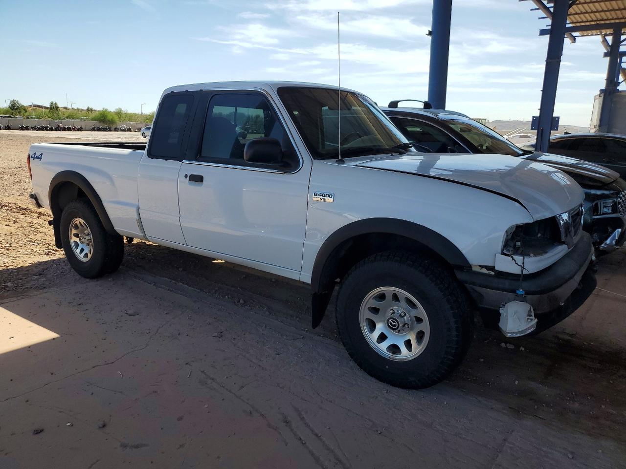 1998 Mazda B4000 Cab Plus White vin: 4F4ZR17X5WTM34144