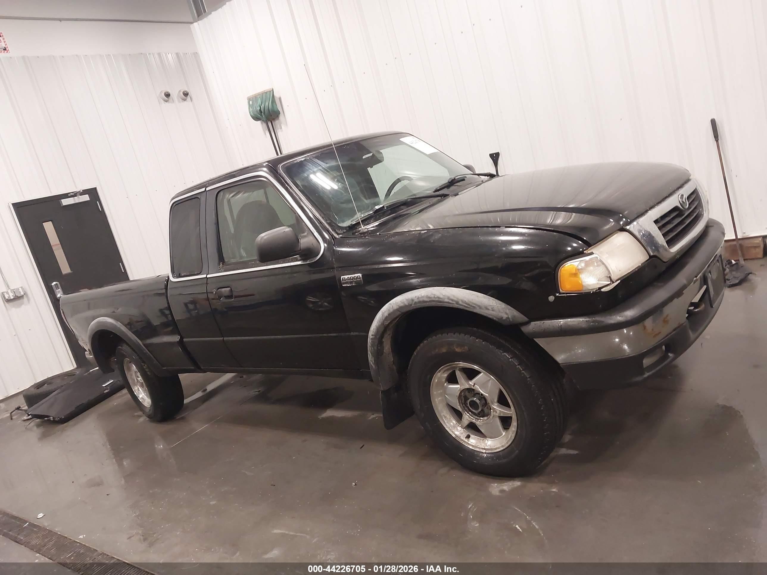 1999 Mazda B4000 Se/tl Black vin: 4F4ZR17X5XTM37689