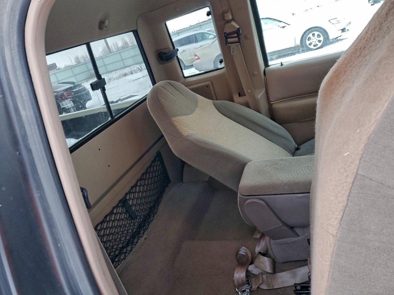 1999 Mazda B4000 Cab Plus Gold vin: 4F4ZR17X6XTM04569