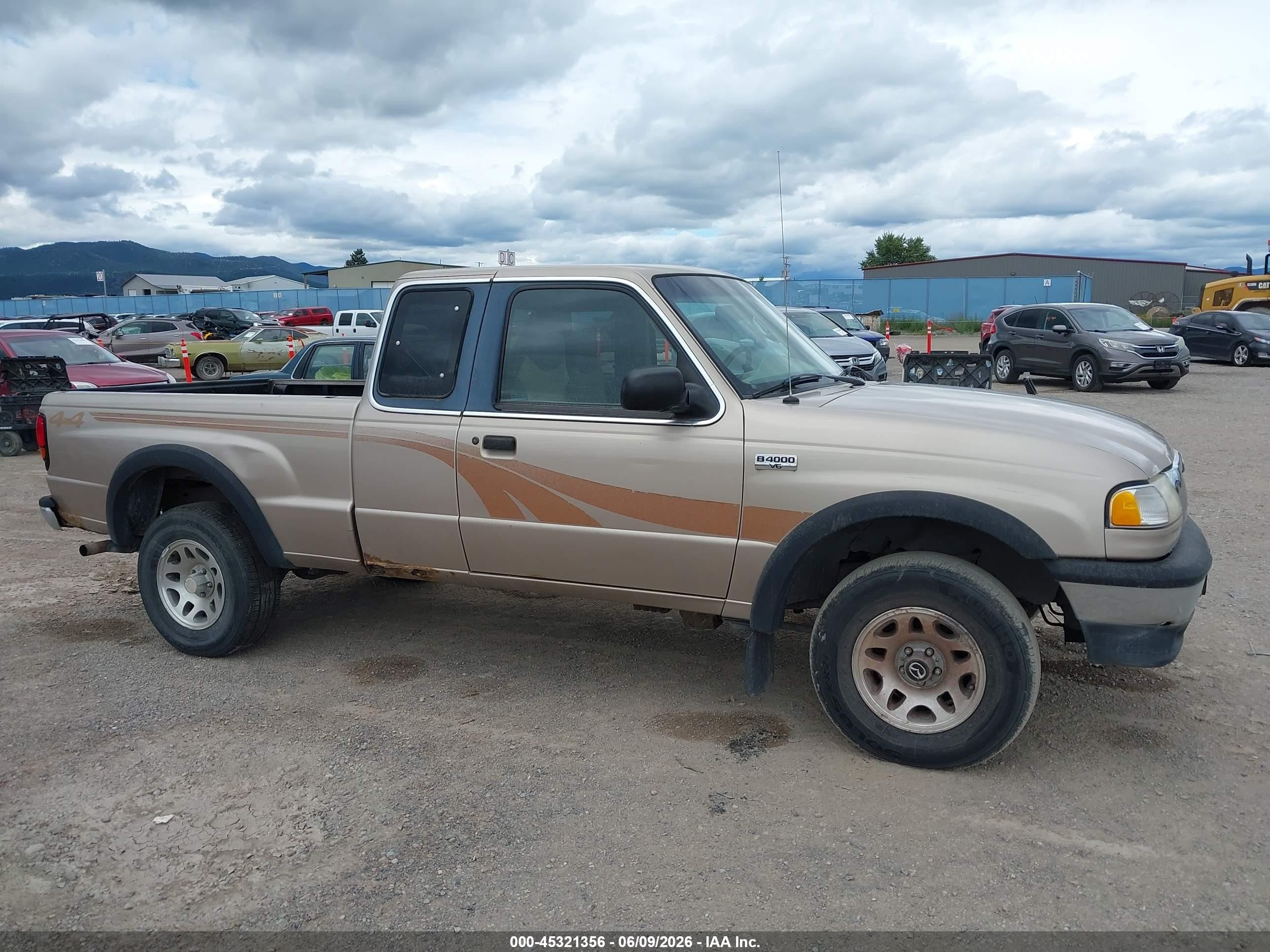 1998 Mazda B4000 Se Gold vin: 4F4ZR17XXWTM25861