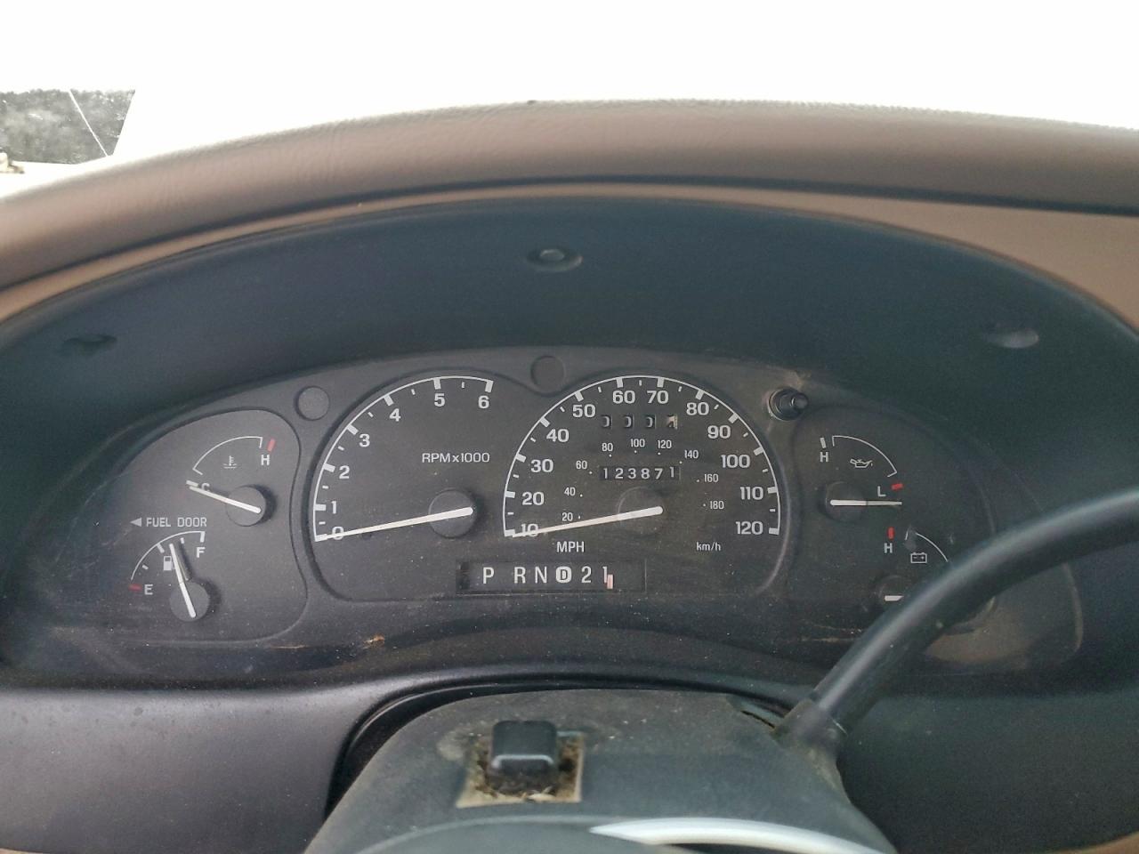 1999 Mazda B4000 Cab Plus Tan vin: 4F4ZR17XXXTM15543