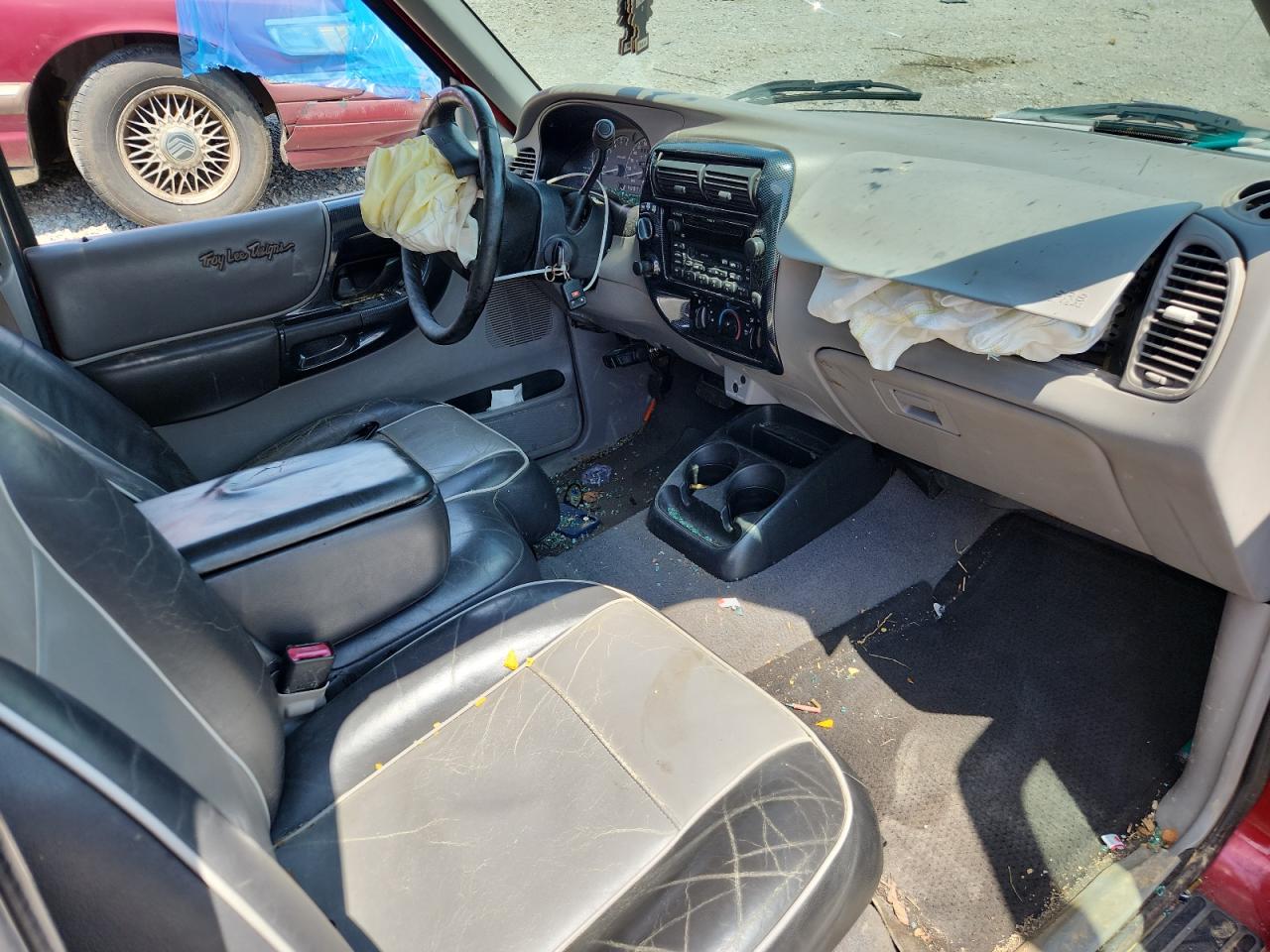 1999 Mazda B4000 Cab Plus Burgundy vin: 4F4ZR17XXXTM45836