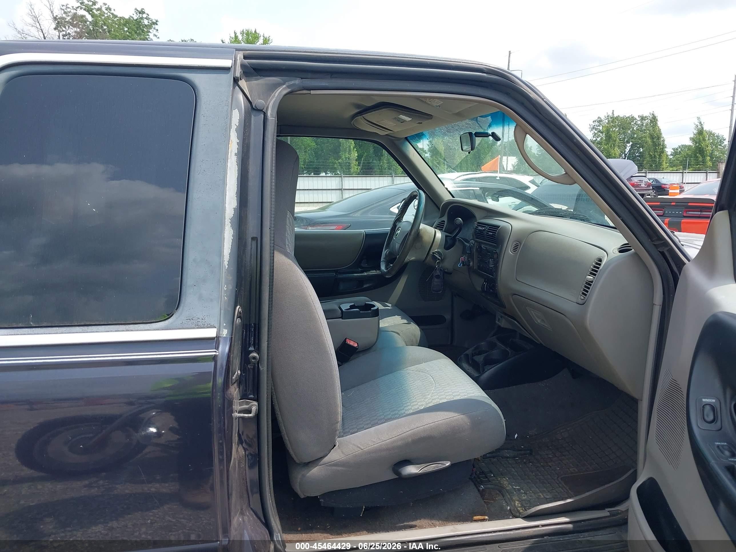 2002 Mazda B4000   Black vin: 4F4ZR47E02TM15950