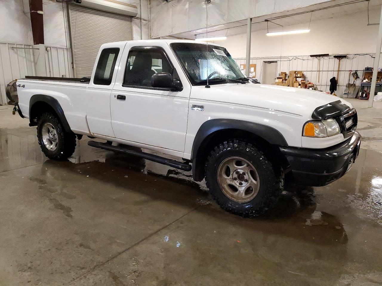 2005 Mazda B4000 Cab Plus White vin: 4F4ZR47E15PM01469