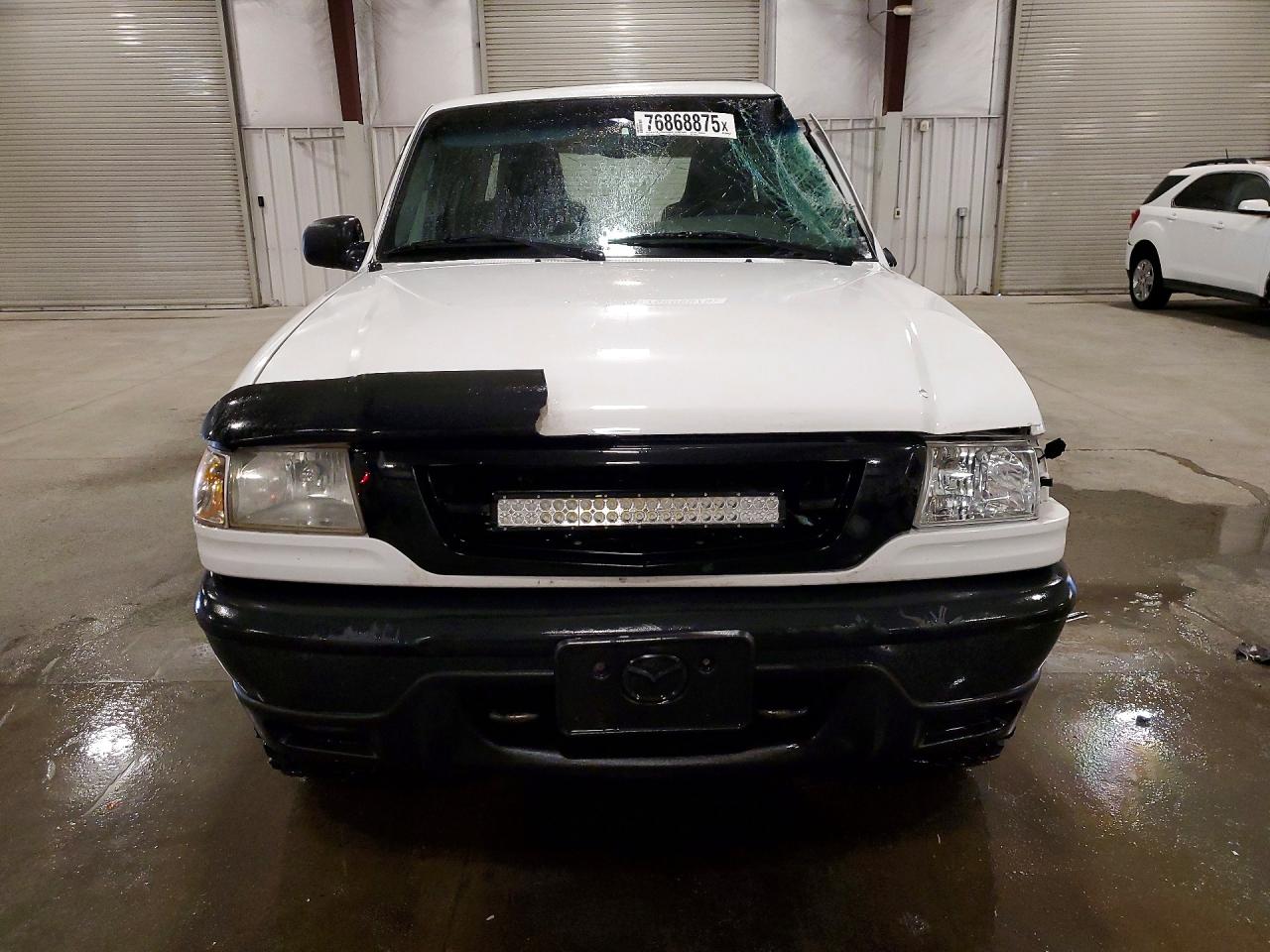 2005 Mazda B4000 Cab Plus White vin: 4F4ZR47E15PM01469