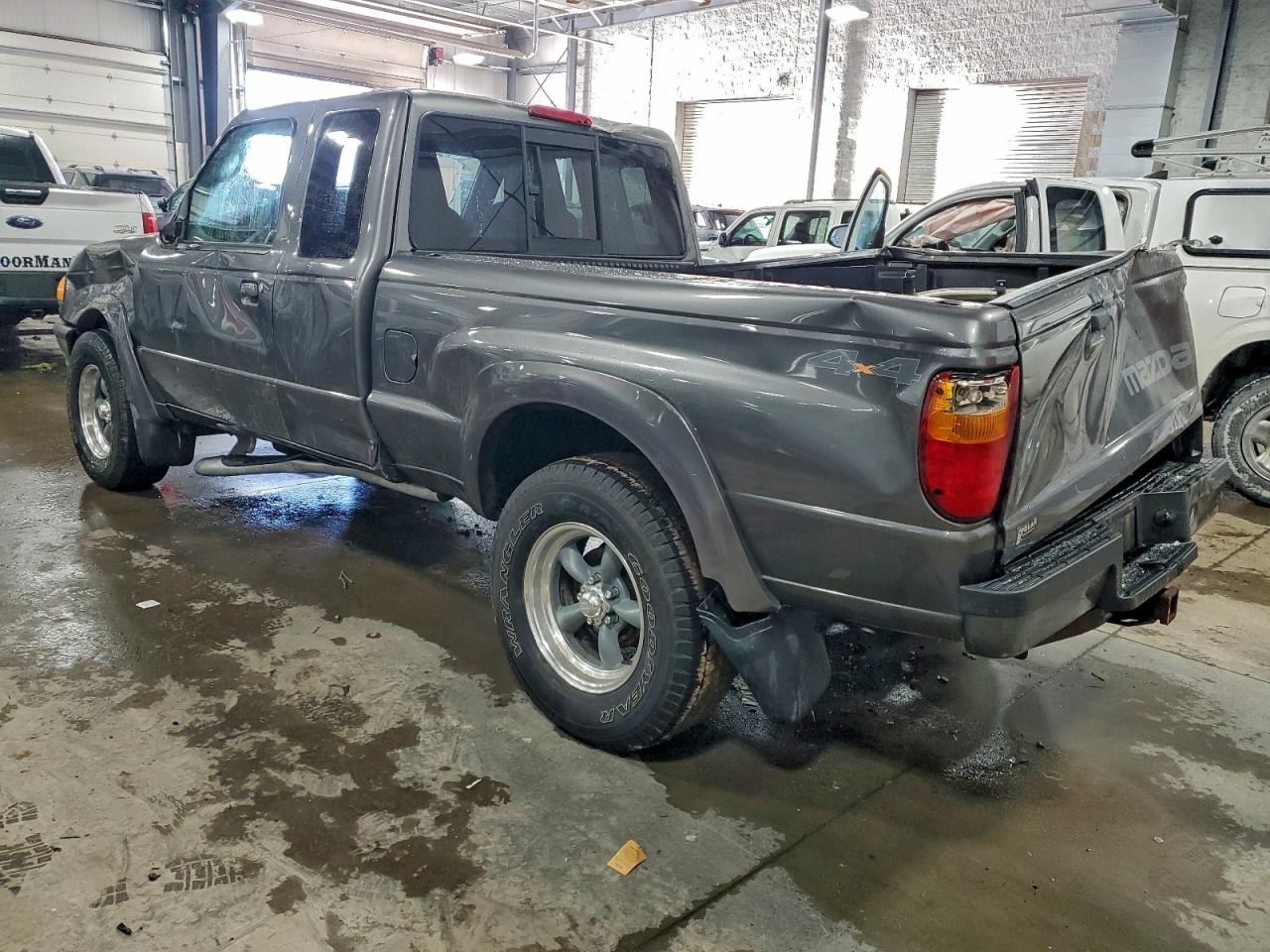 2005 Mazda B4000 Cab Plus Brown vin: 4F4ZR47E35PM02476