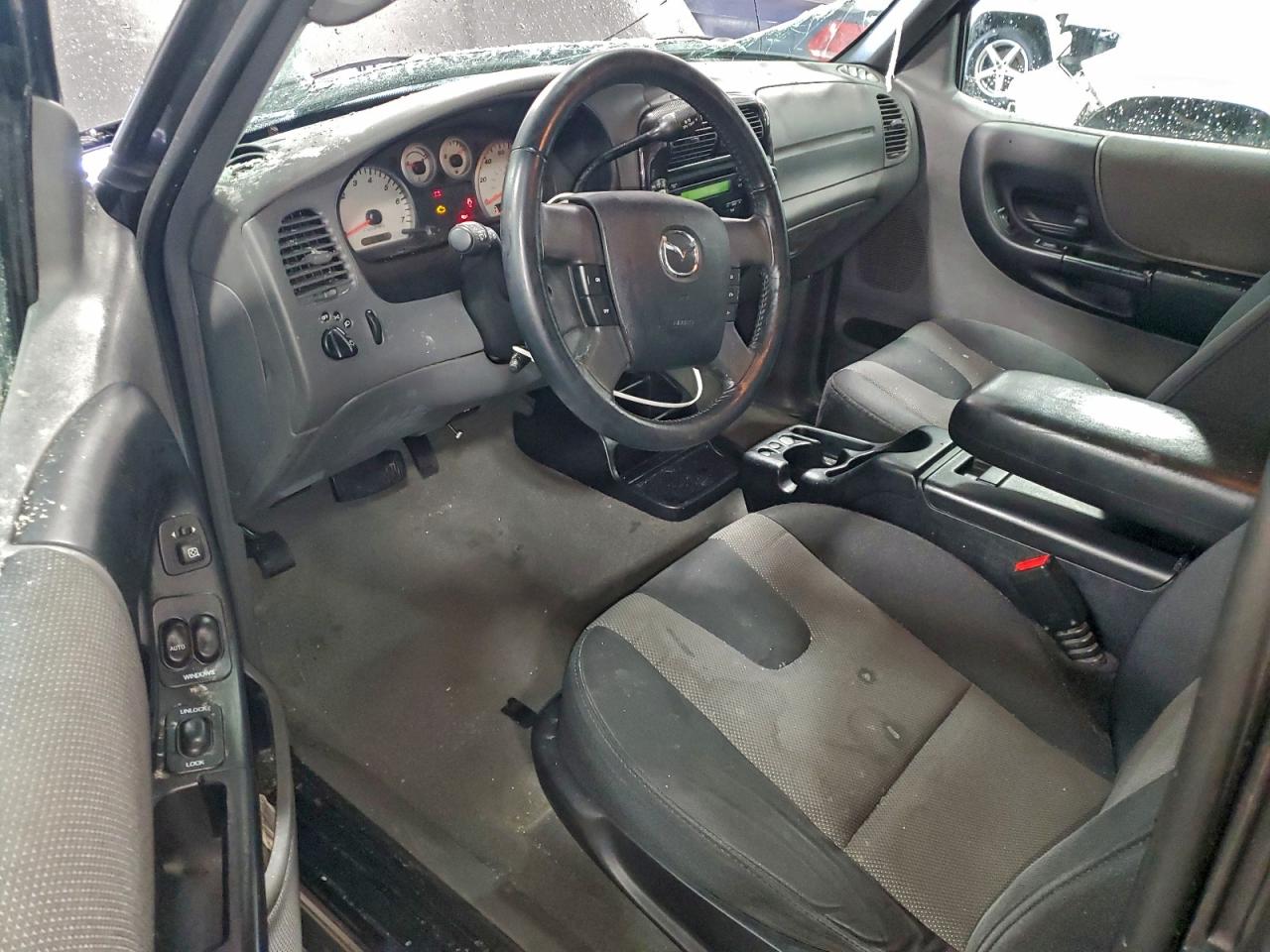 2005 Mazda B4000 Cab Plus Brown vin: 4F4ZR47E35PM02476