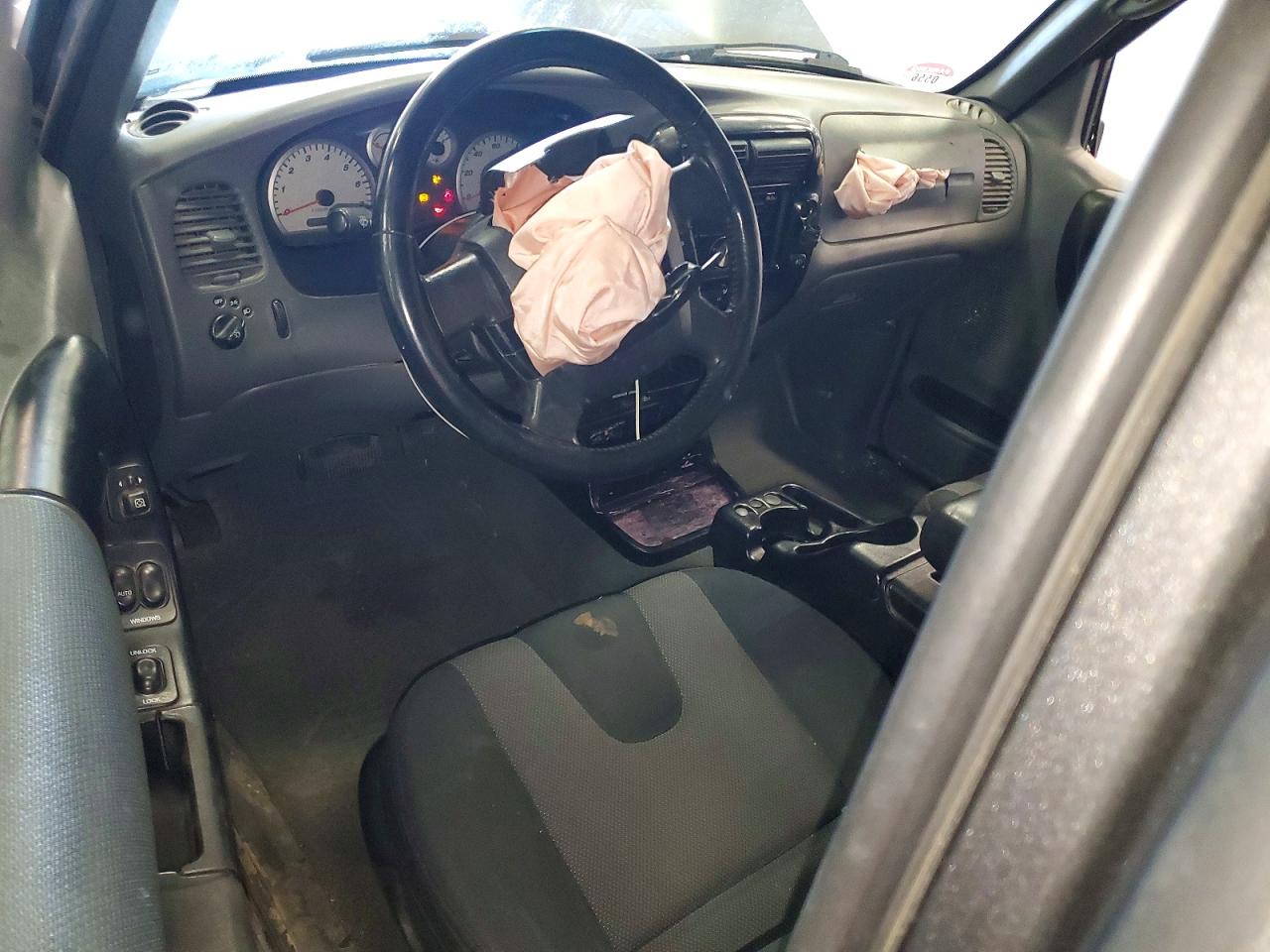 2005 Mazda B4000 Cab Plus Gray vin: 4F4ZR47E45PM00168