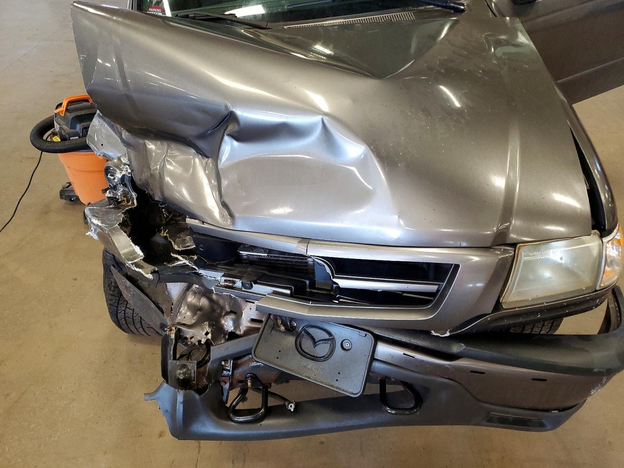 2005 Mazda B4000 Cab Plus Gray vin: 4F4ZR47E45PM00168