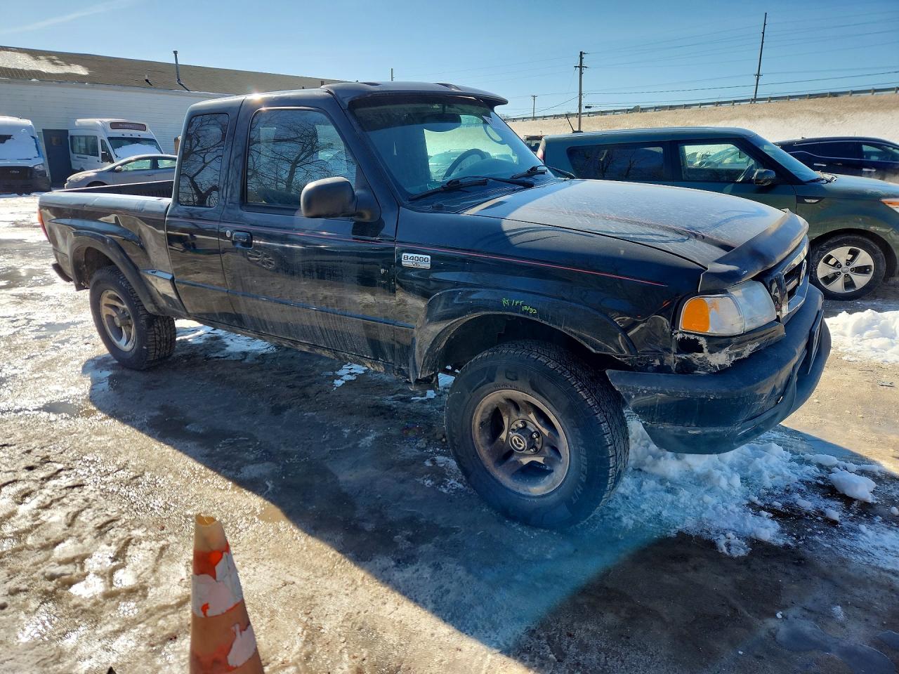 2005 Mazda B4000 Cab Plus Black vin: 4F4ZR47E55PM06836