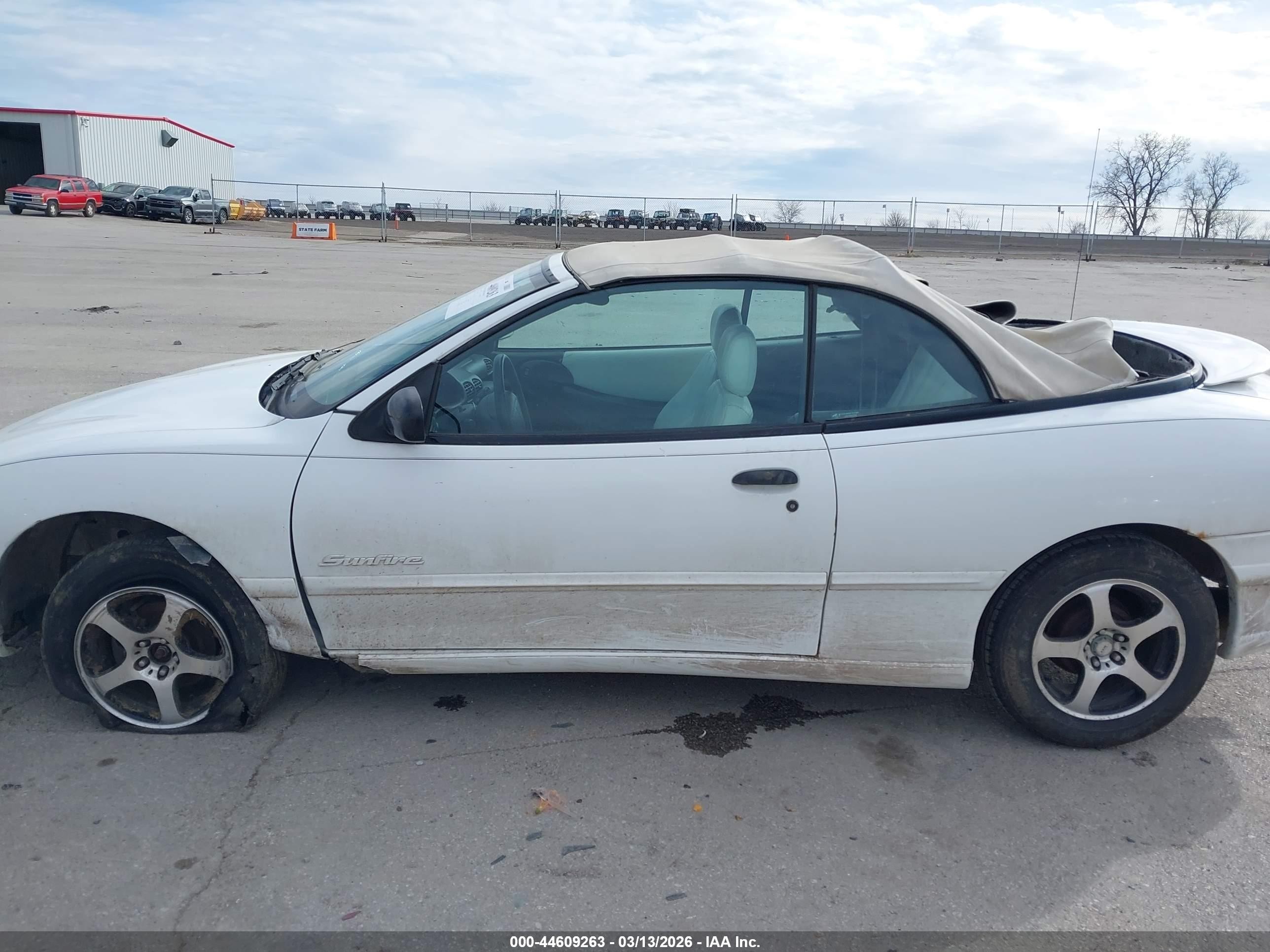 1997 Pontiac Sunfire Se White vin: 4G2JB32T4VB202989