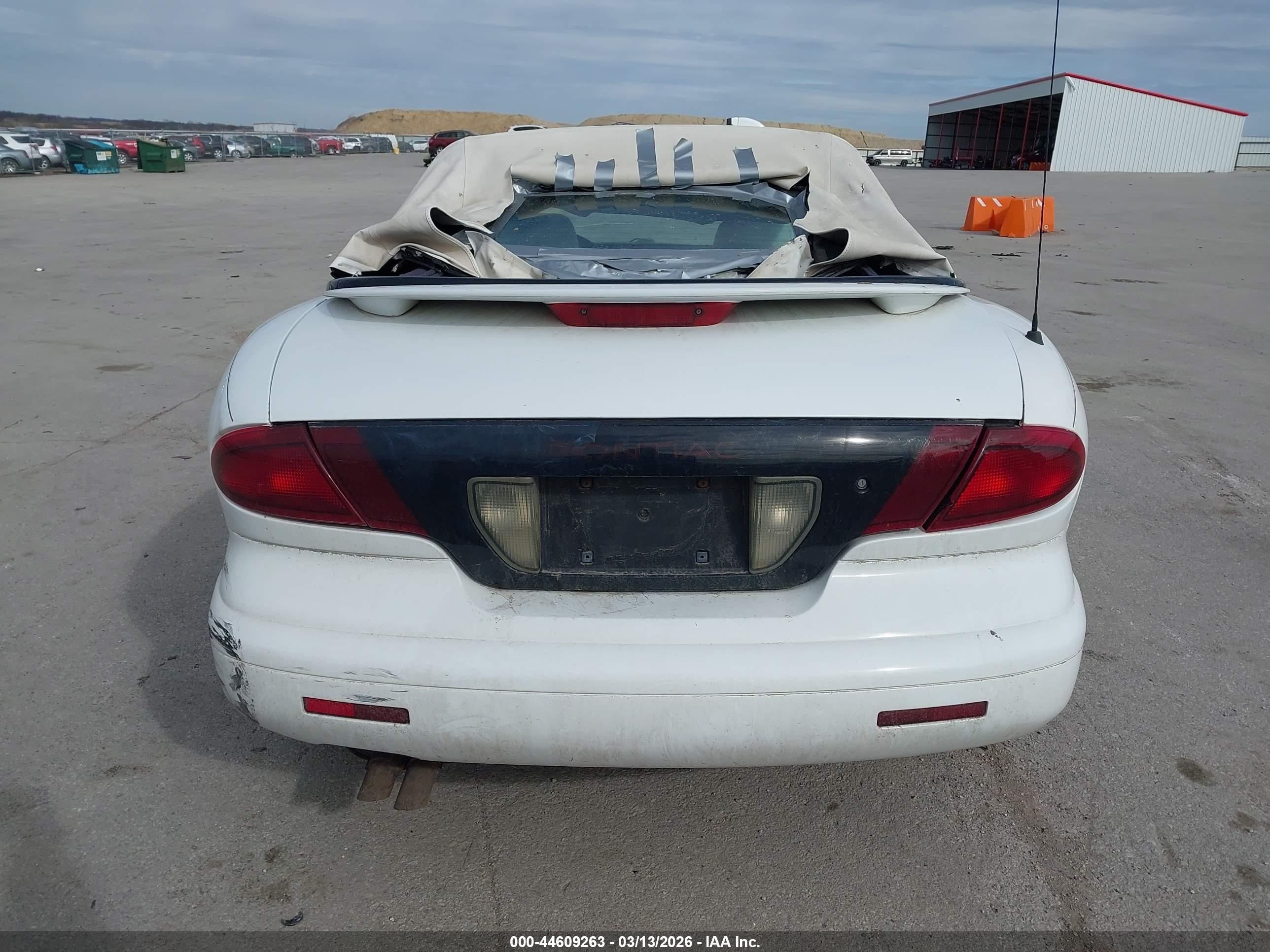 1997 Pontiac Sunfire Se White vin: 4G2JB32T4VB202989