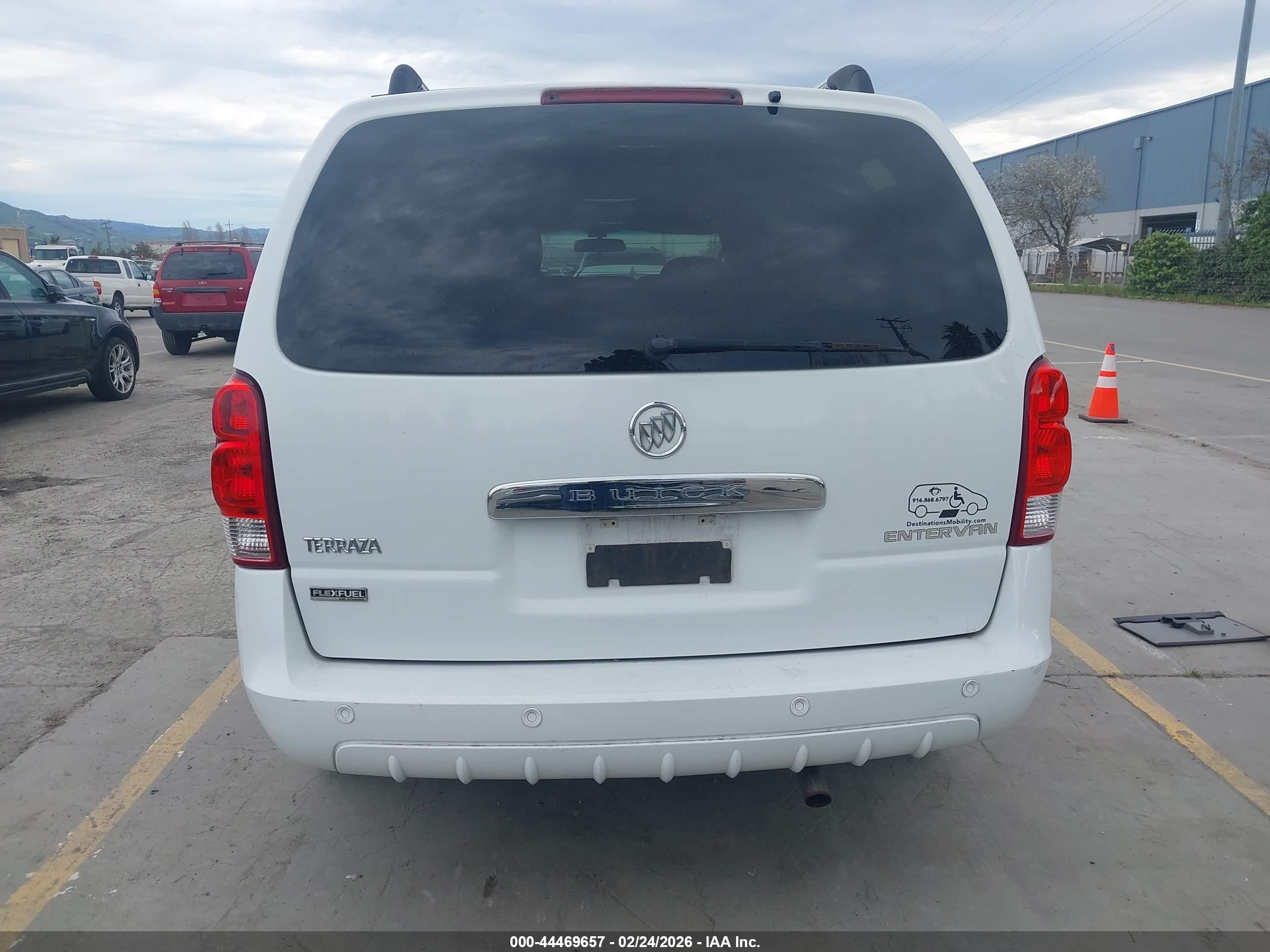 2007 Buick Terraza Cxl White vin: 4GLDV13W77D200772