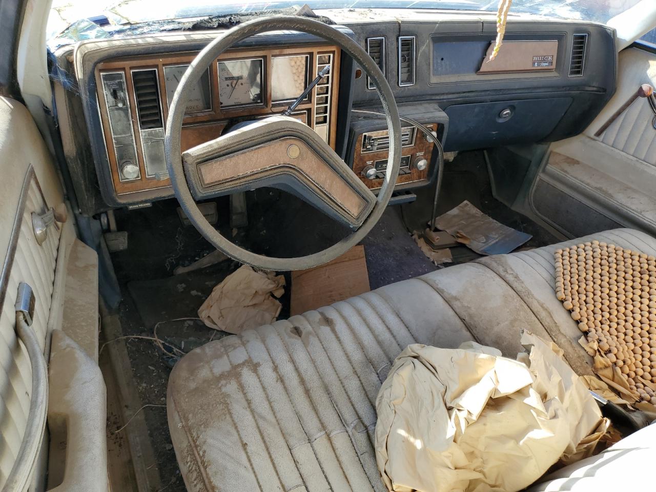 1980 Buick Regal White vin: 4J47AAH164120