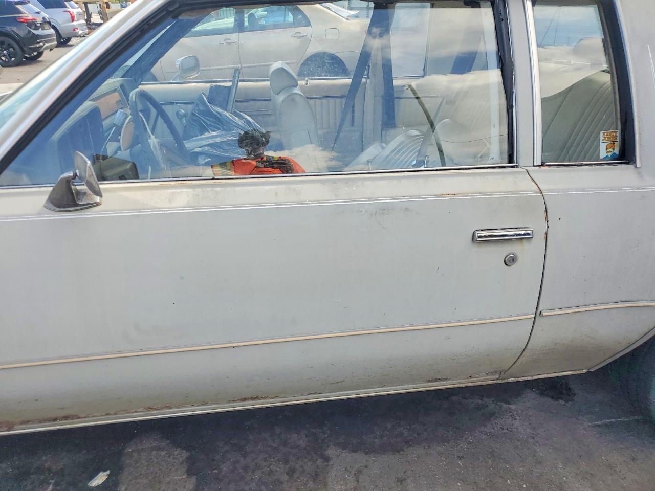1980 Buick Regal Gray vin: 4J47SAG183156