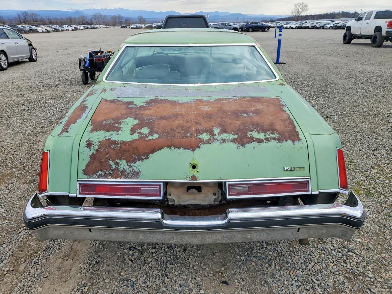 1976 Buick Regal Зеленый vin: 4J57J6Z108461