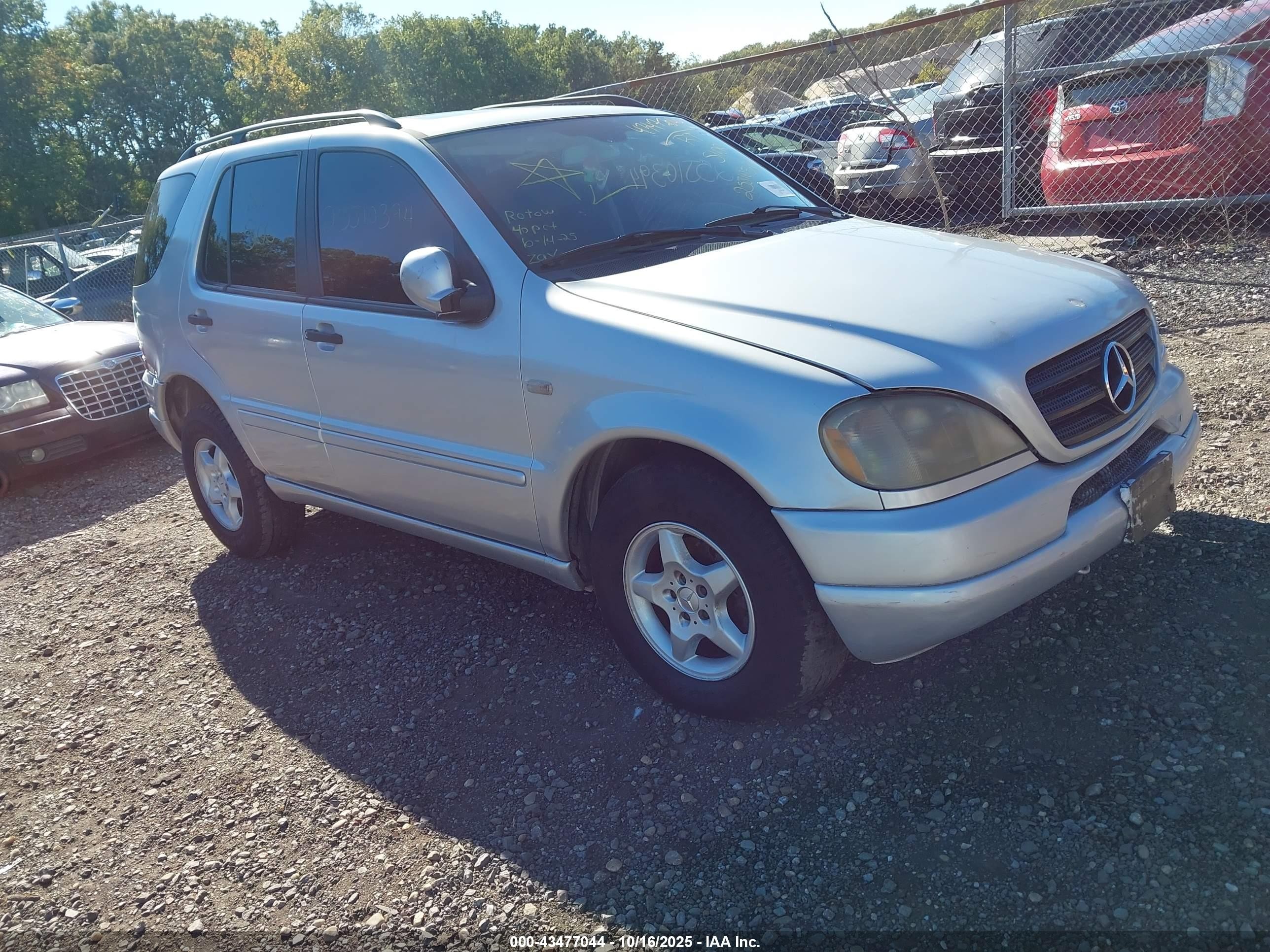 2001 Mercedes-benz Ml 320   Gray vin: 4JGAB54E01A247883