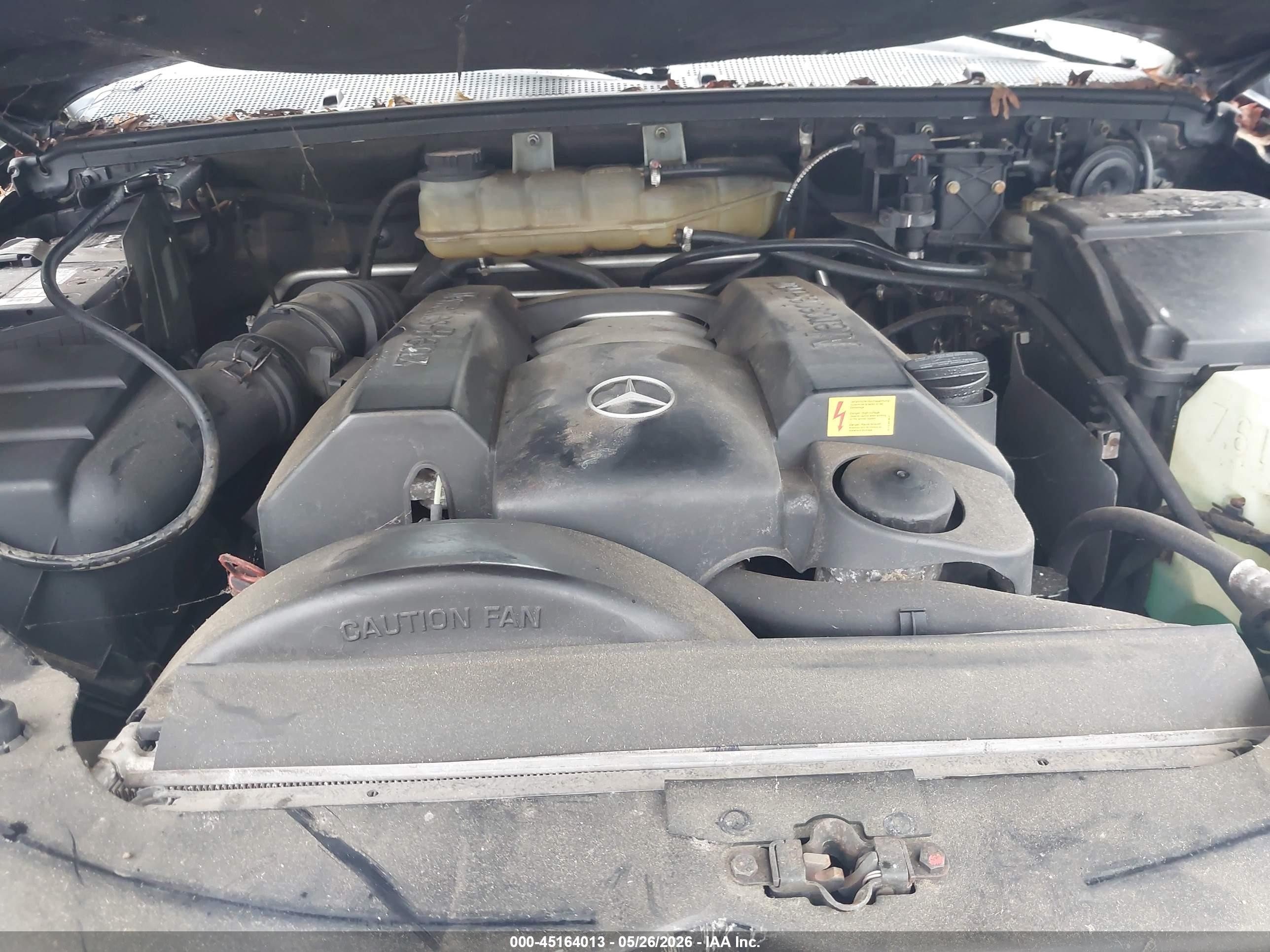 2001 Mercedes-benz Ml 320   Black vin: 4JGAB54E01A251139