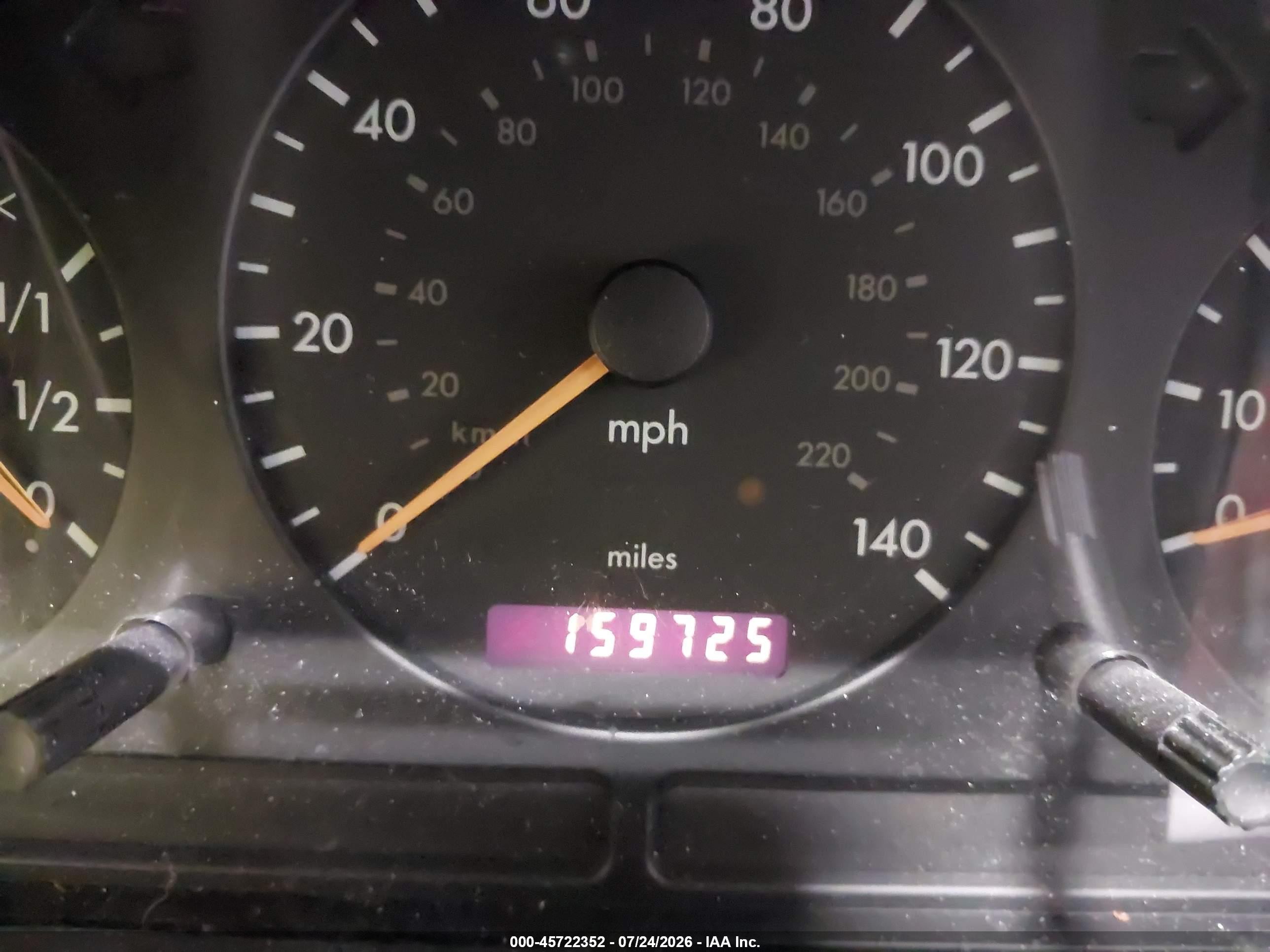 2001 Mercedes-benz Ml 320   Black vin: 4JGAB54E01A261430