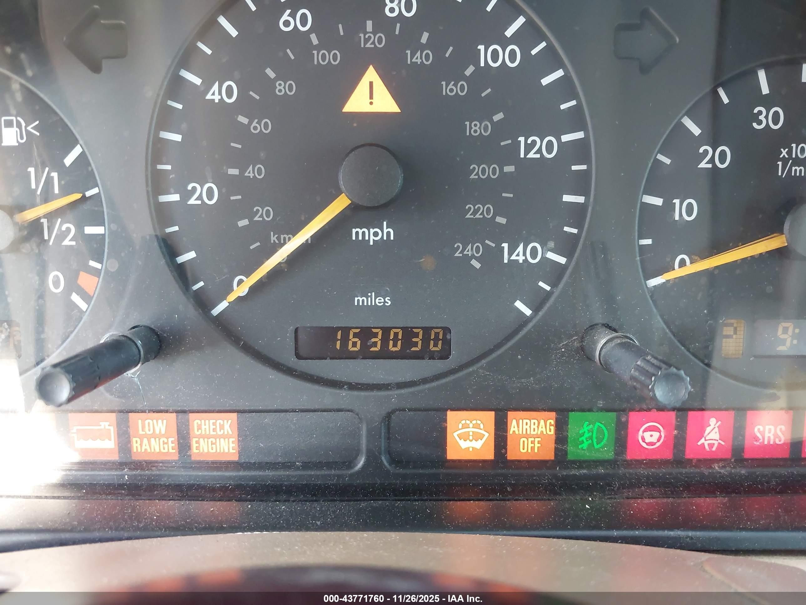 2003 Mercedes-benz Ml 320   Gold vin: 4JGAB54E03A382686