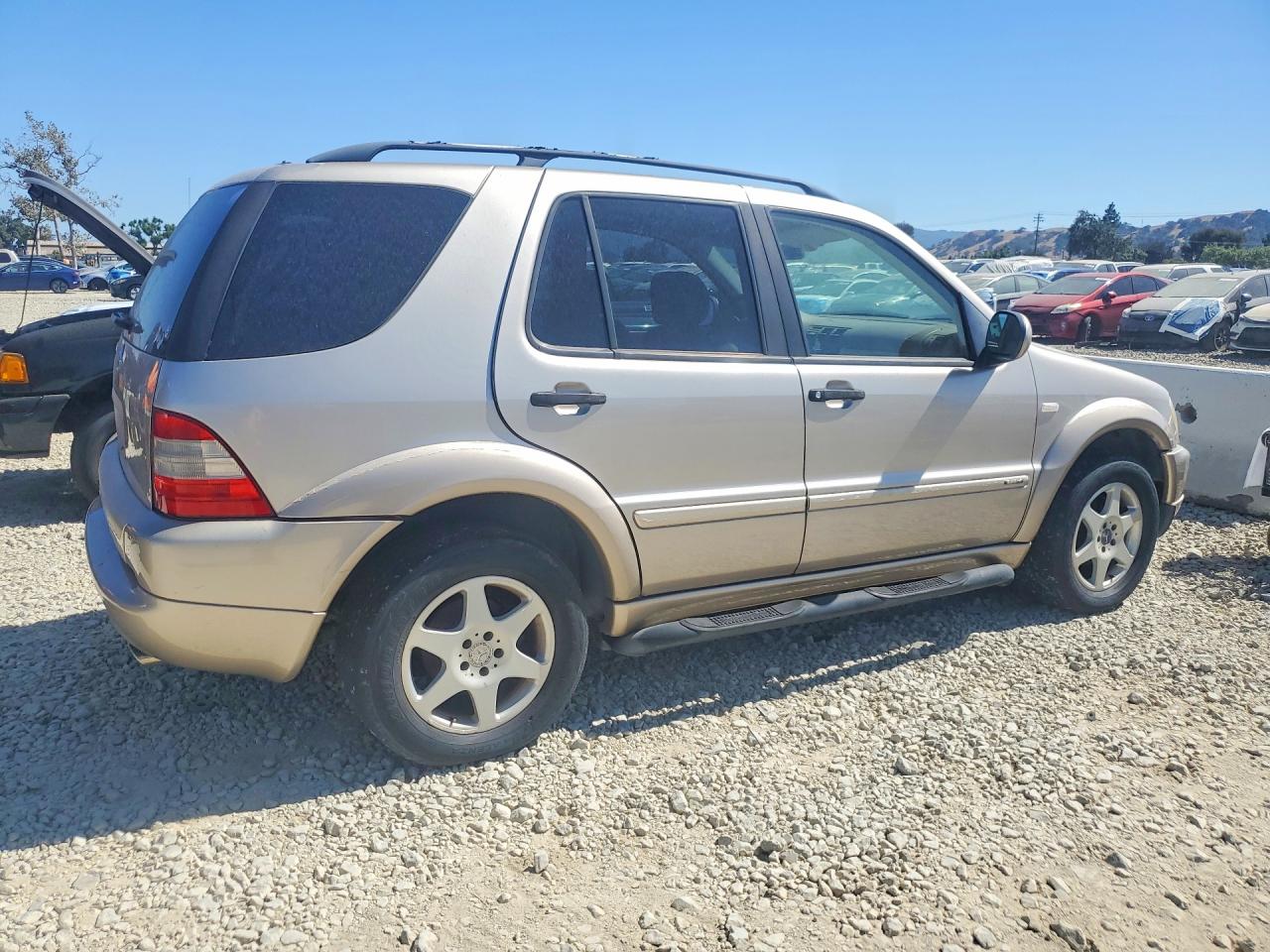 2001 Mercedes-benz Ml 320 Tan vin: 4JGAB54E11A258407