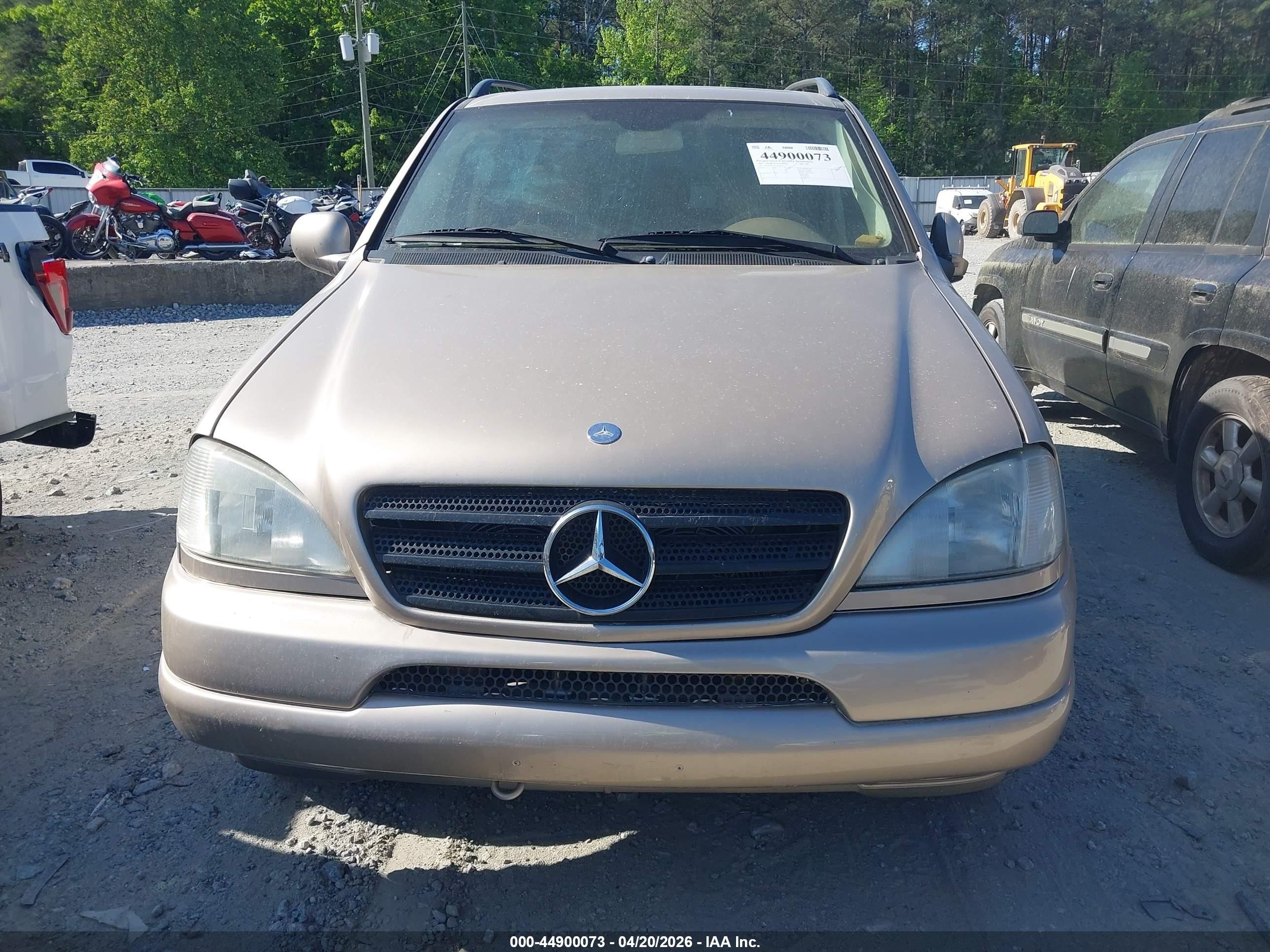 2001 Mercedes-benz Ml 320   Gold vin: 4JGAB54E11A269231
