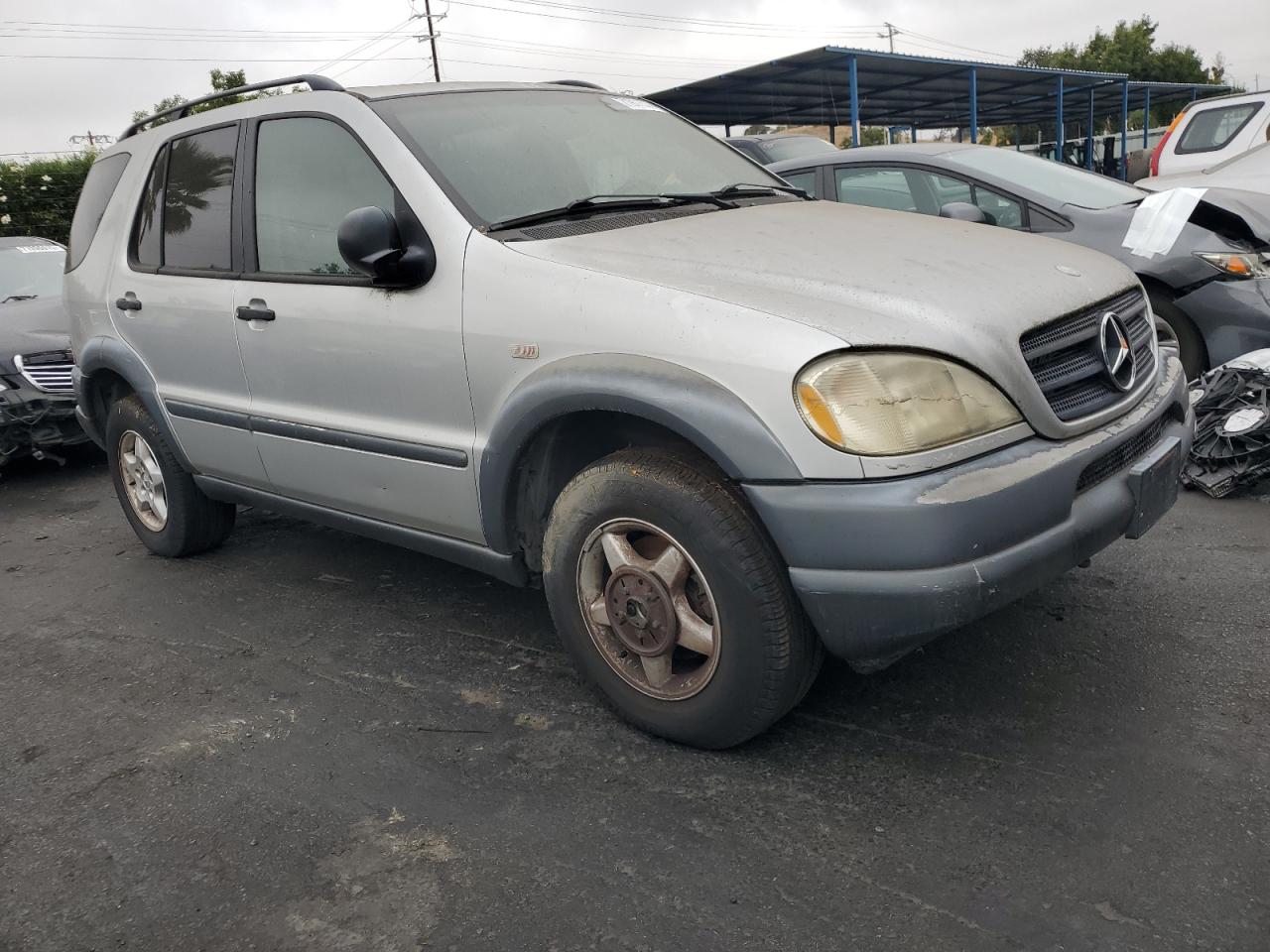 1998 Mercedes-benz Ml 320 Silver vin: 4JGAB54E1WA026462