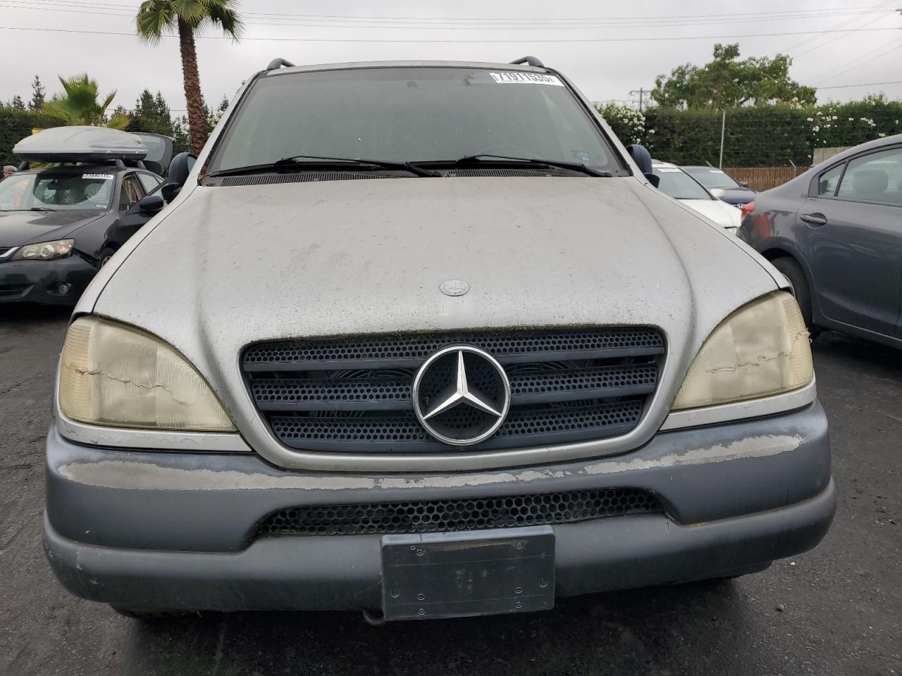 1998 Mercedes-benz Ml 320 Silver vin: 4JGAB54E1WA026462
