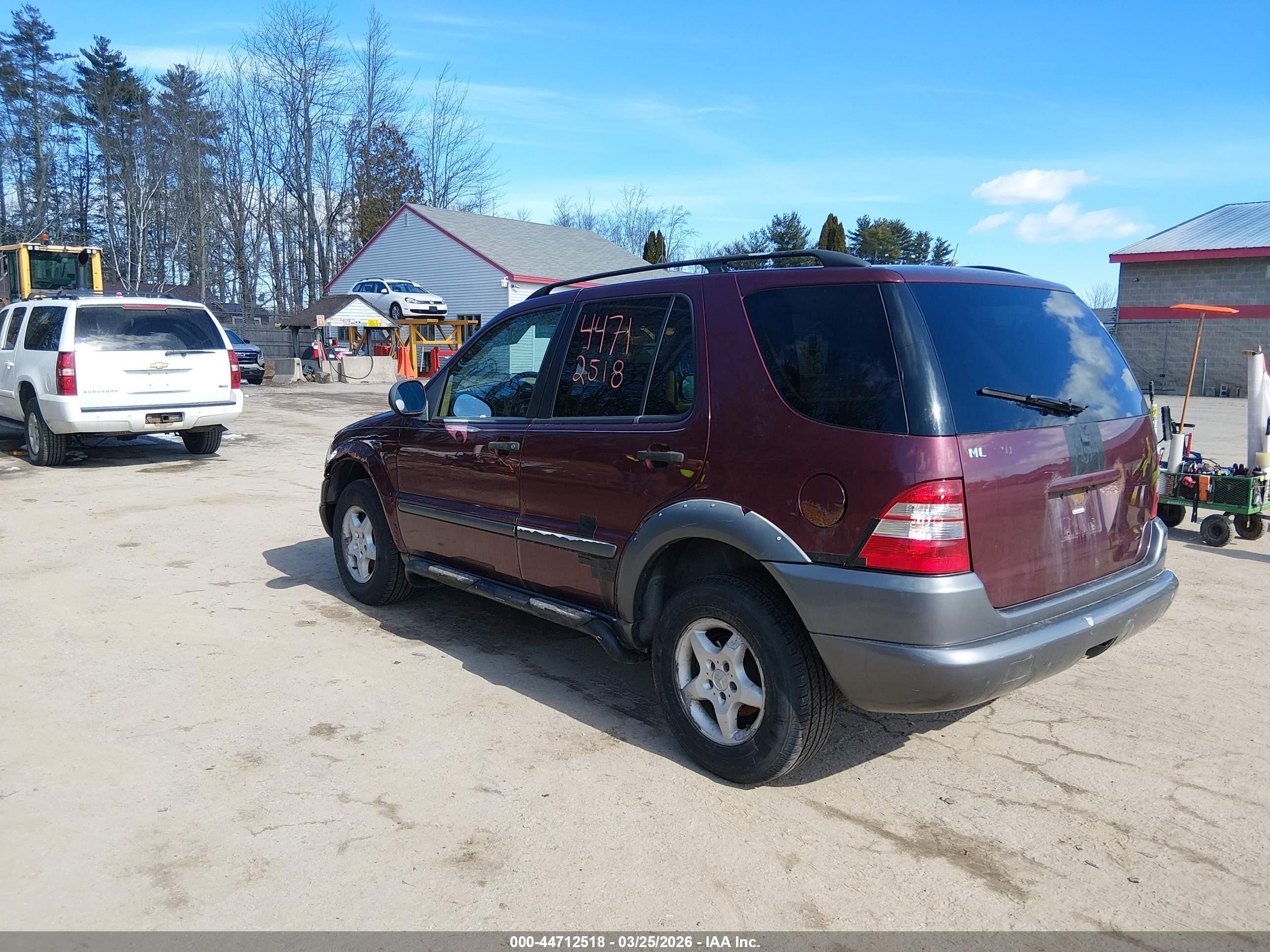 1999 Mercedes-benz Ml 320   Burgundy vin: 4JGAB54E1XA054831
