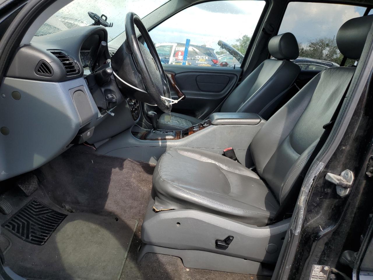 1999 Mercedes-benz Ml 320 Черный vin: 4JGAB54E1XA080703